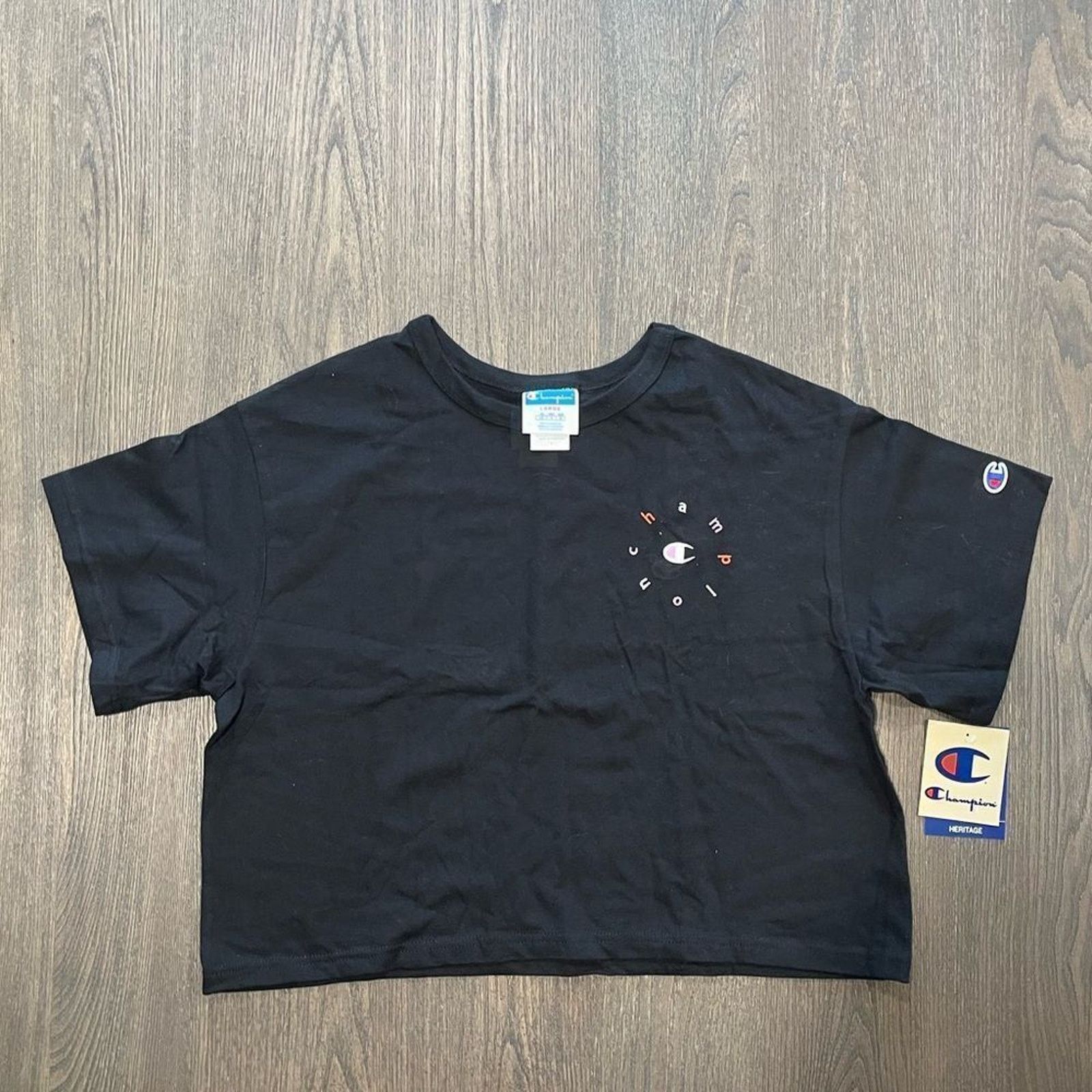 Champion NWT Champion Black Graphic Crop Top - Size L Size L / US 10 / IT 46 - 1 Thumbnail