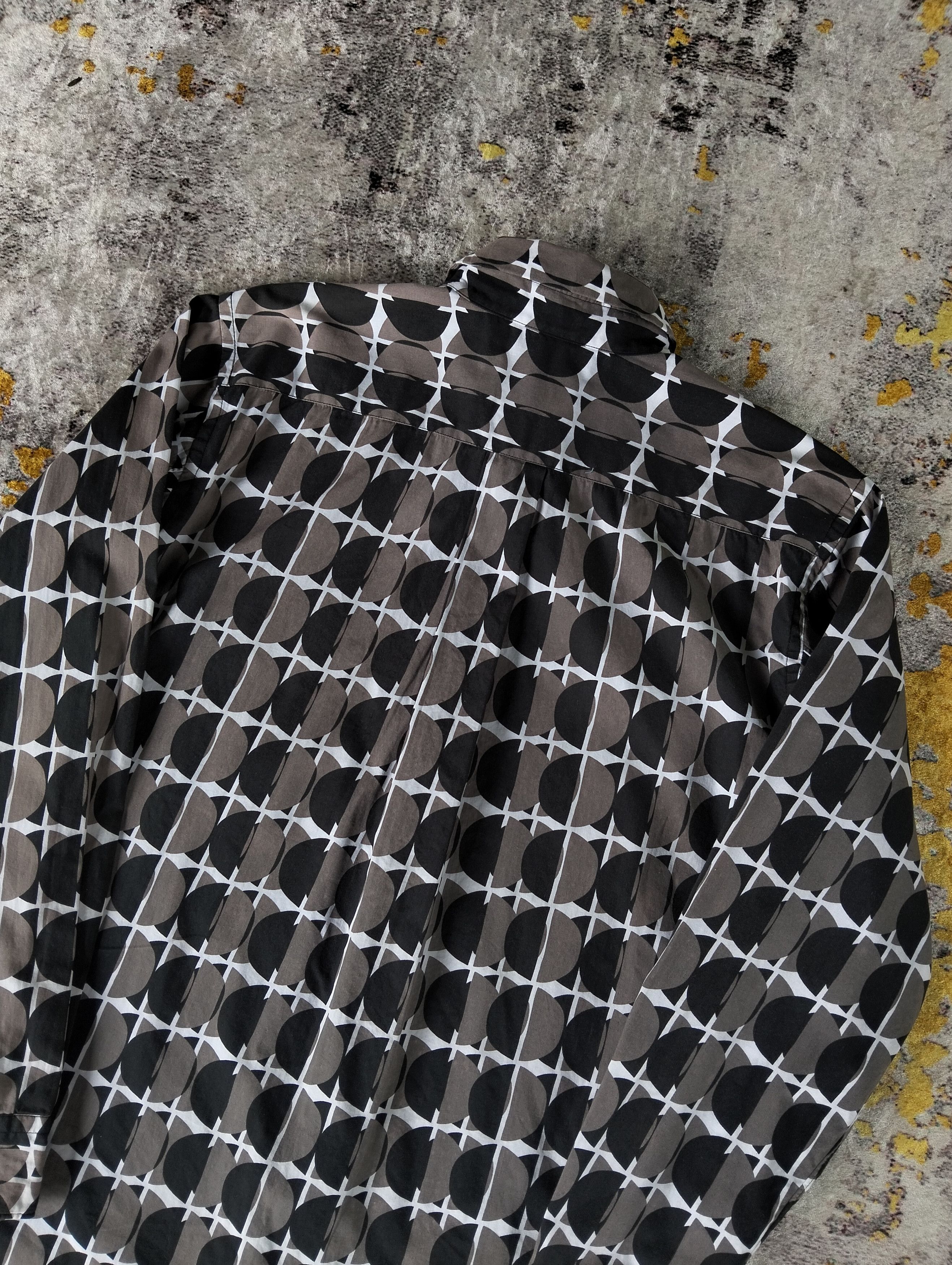 Comme des Garcons Black AD2009 Comme des Garcons Black Abstract Shirt Size US S / EU 44-46 / 1 - 5 Thumbnail