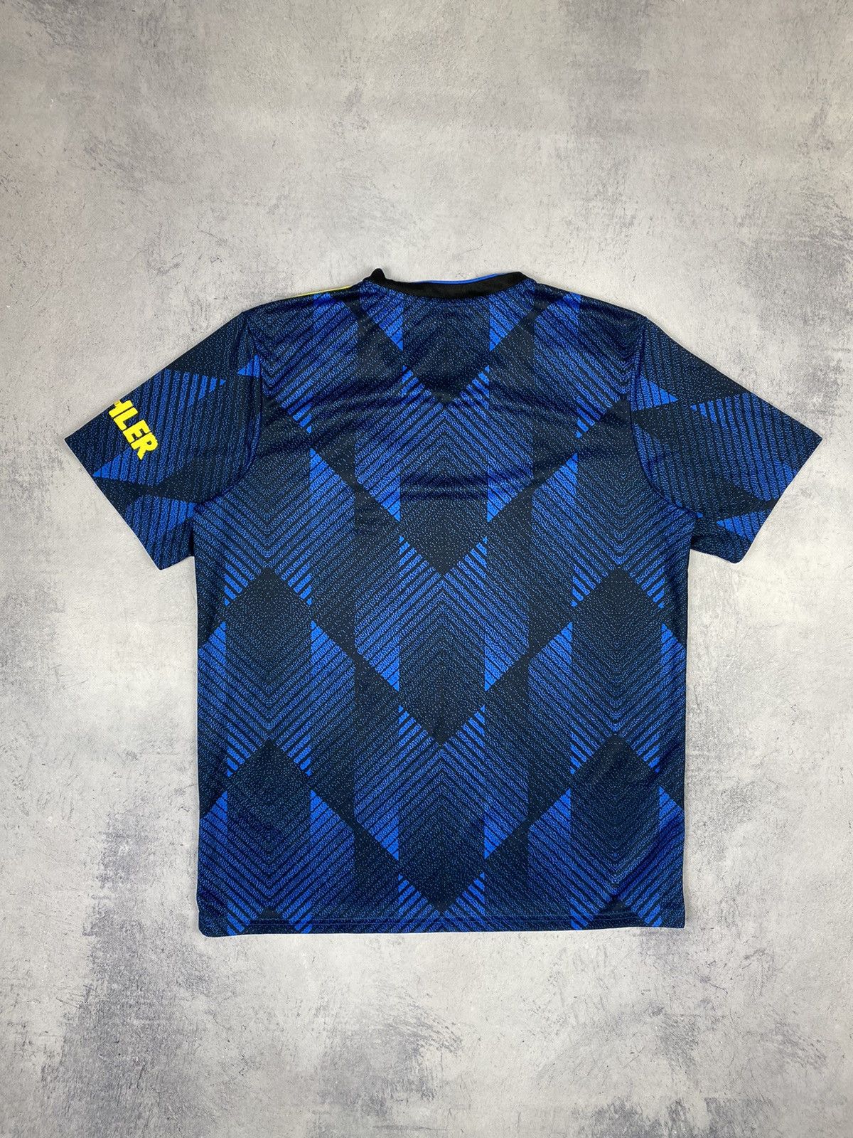 Adidas Adidas Manchester United Soccer Jersey Size US XL / EU 56 / 4 - 9 Thumbnail