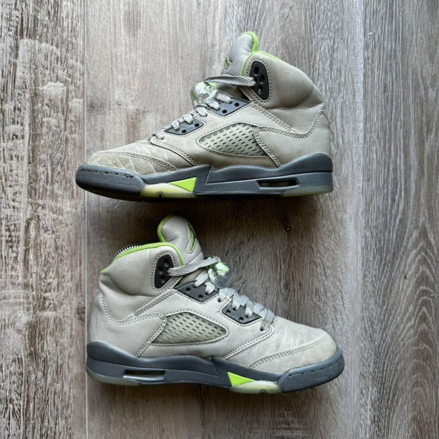 Nike NIKE • JORDAN 5 GS Retro "2022 Green Bean" (4.5M) Size US 5 / EU 37 - 4 Thumbnail