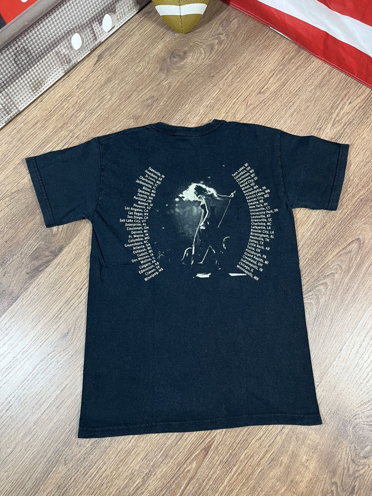 Band Tees ✌️Vintage Taylor Swift Fearless Concert Tour Tee 2009 Size US S / EU 44-46 / 1 - 8 Thumbnail
