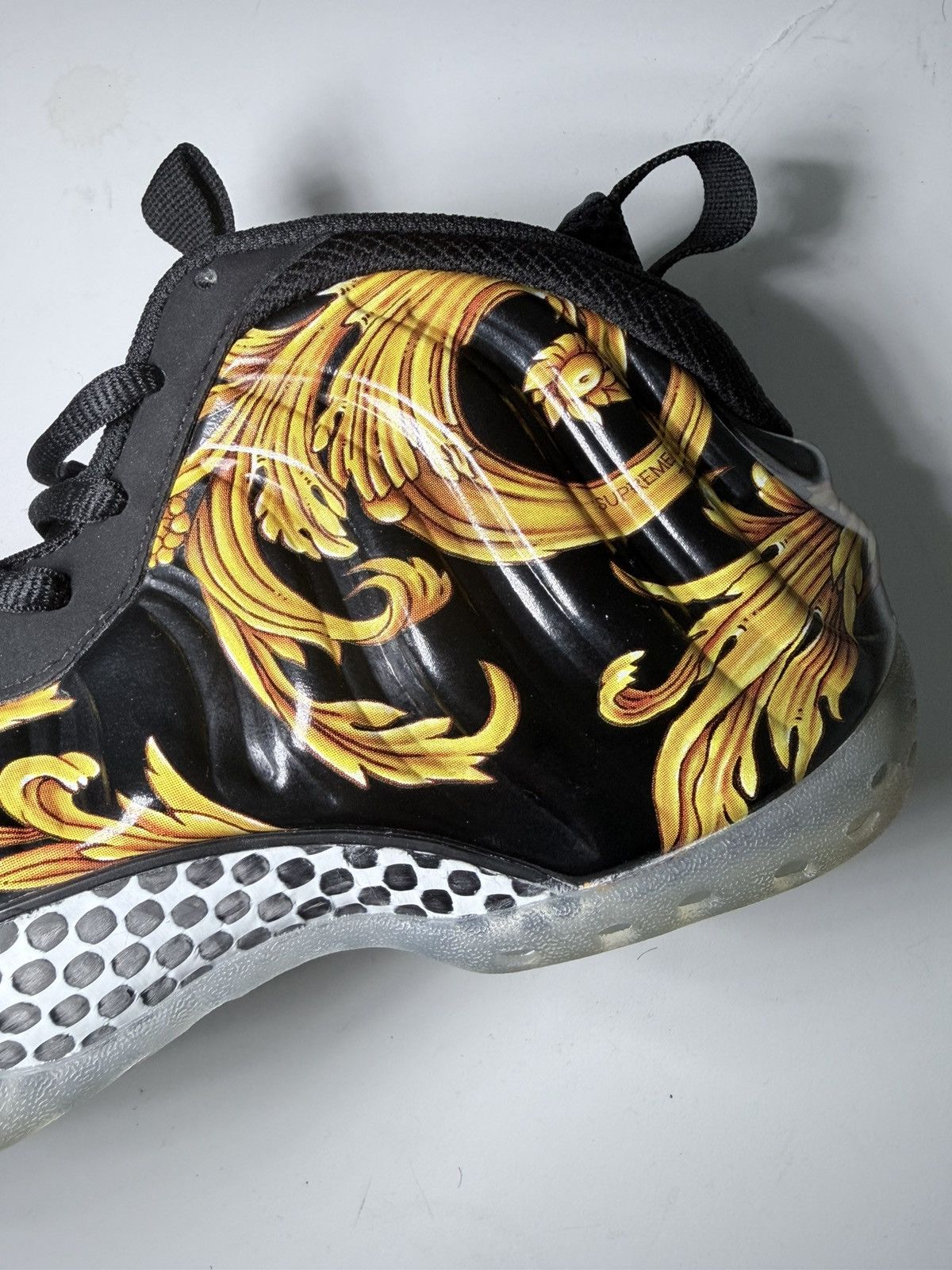 Nike × Supreme Supreme x Nike Air Foamposite One SP Black 652792 001 Size US 8.5 / EU 41-42 - 7 Thumbnail
