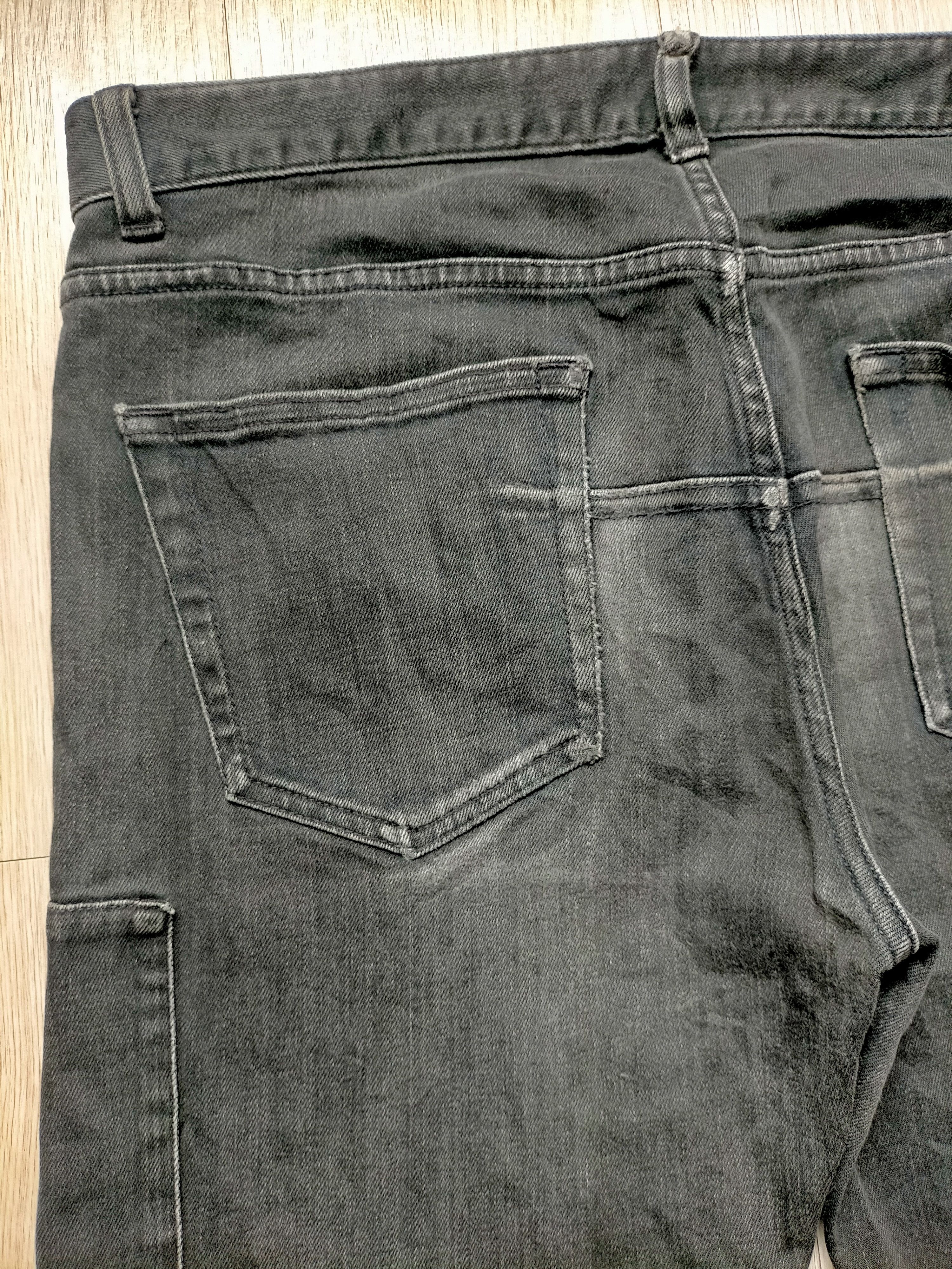 Undercover Undercover Uniqlo Black Skinny Jeans Size US 33 - 13 Thumbnail