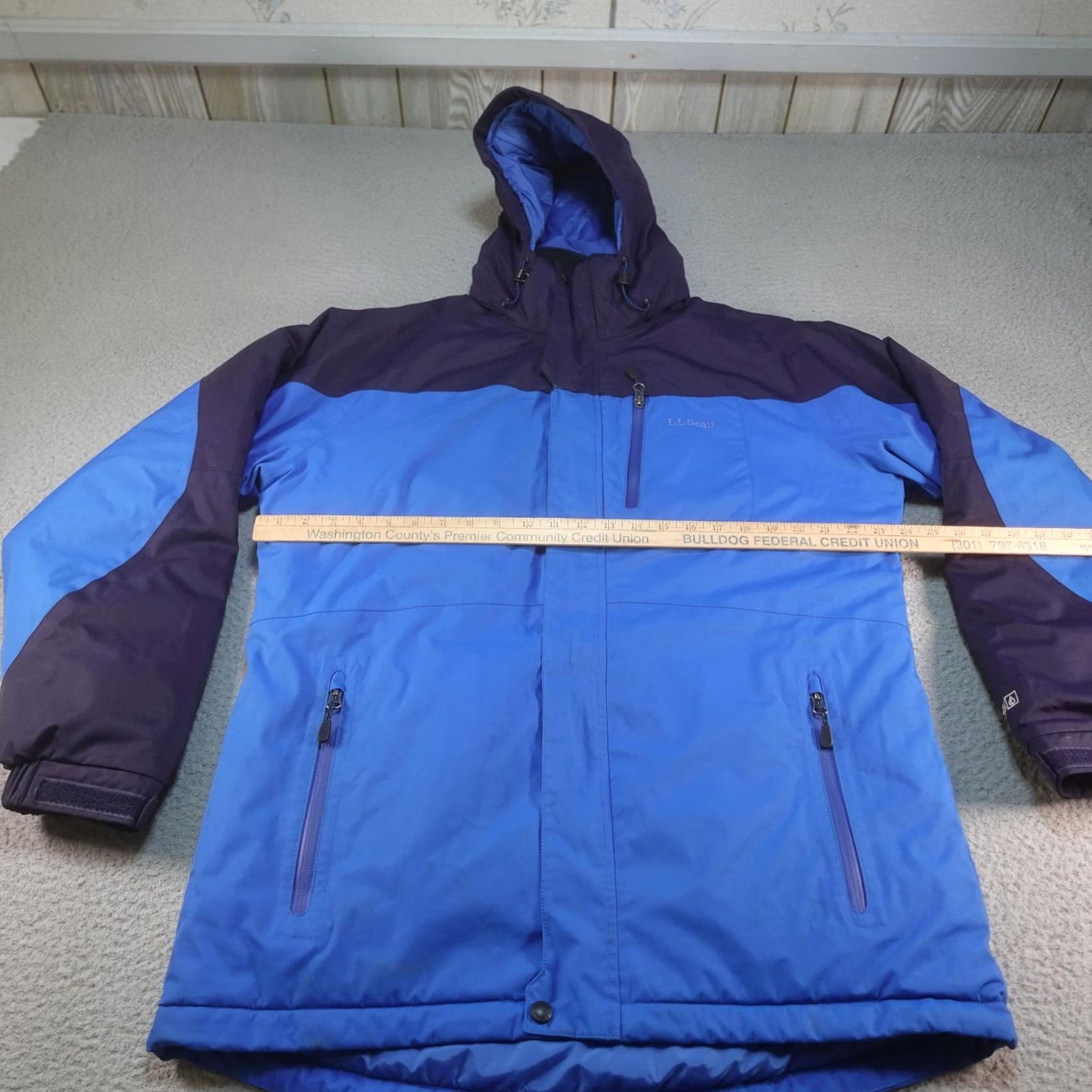 Vintage LL Bean Tek2 Jacket Mens M Blue Waterproof Hooded Insulated Parka Coat Zip Pockets Snow Winter Casual Travel Ski Hiking Night Outdoors Size US M / EU 48-50 / 2 - 6 Thumbnail