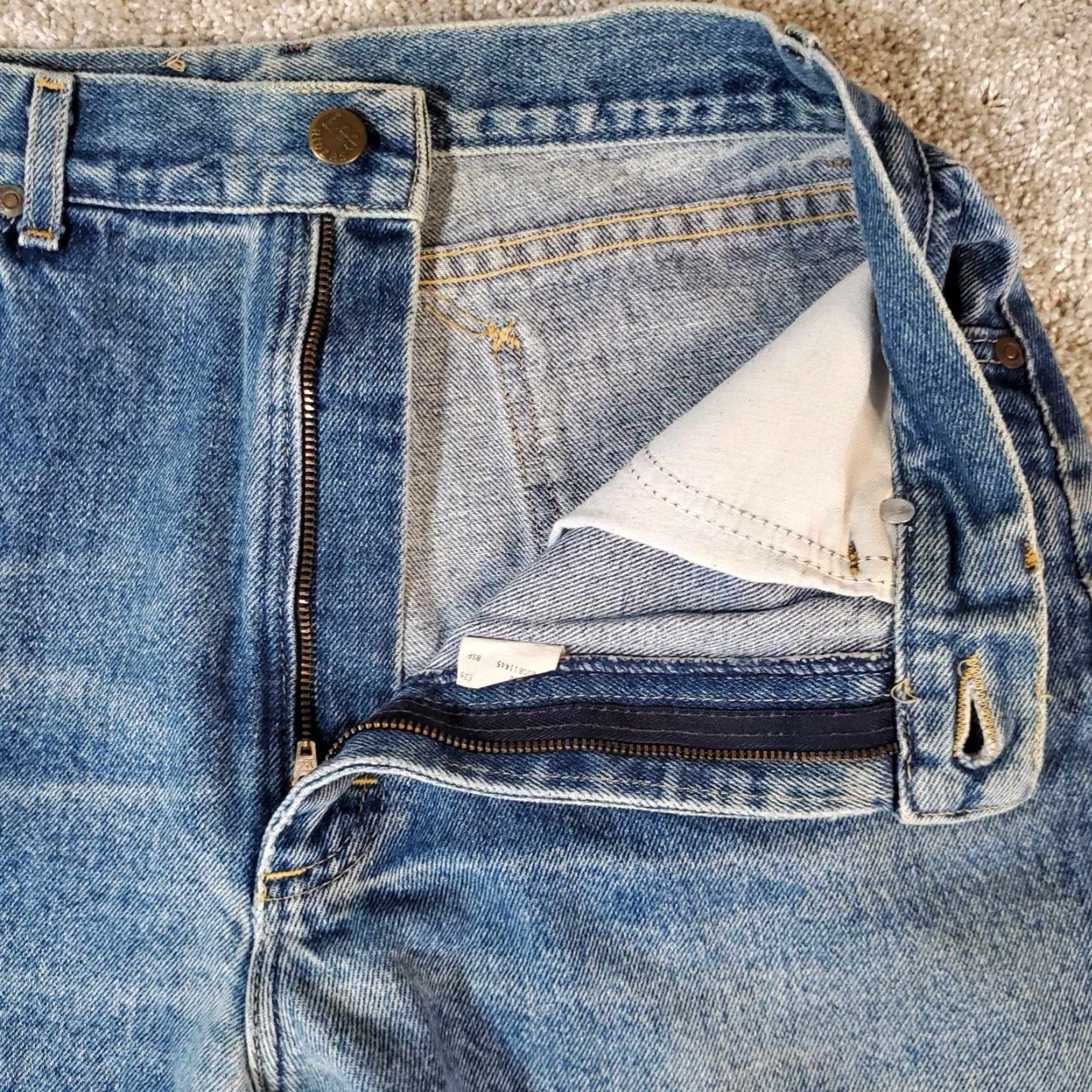Lee VINTAGE Lee Jeans Women’s 13M Blue Medium Wash Straight Leg Made In USA Size 34" / US 12 / IT 48 - 6 Thumbnail
