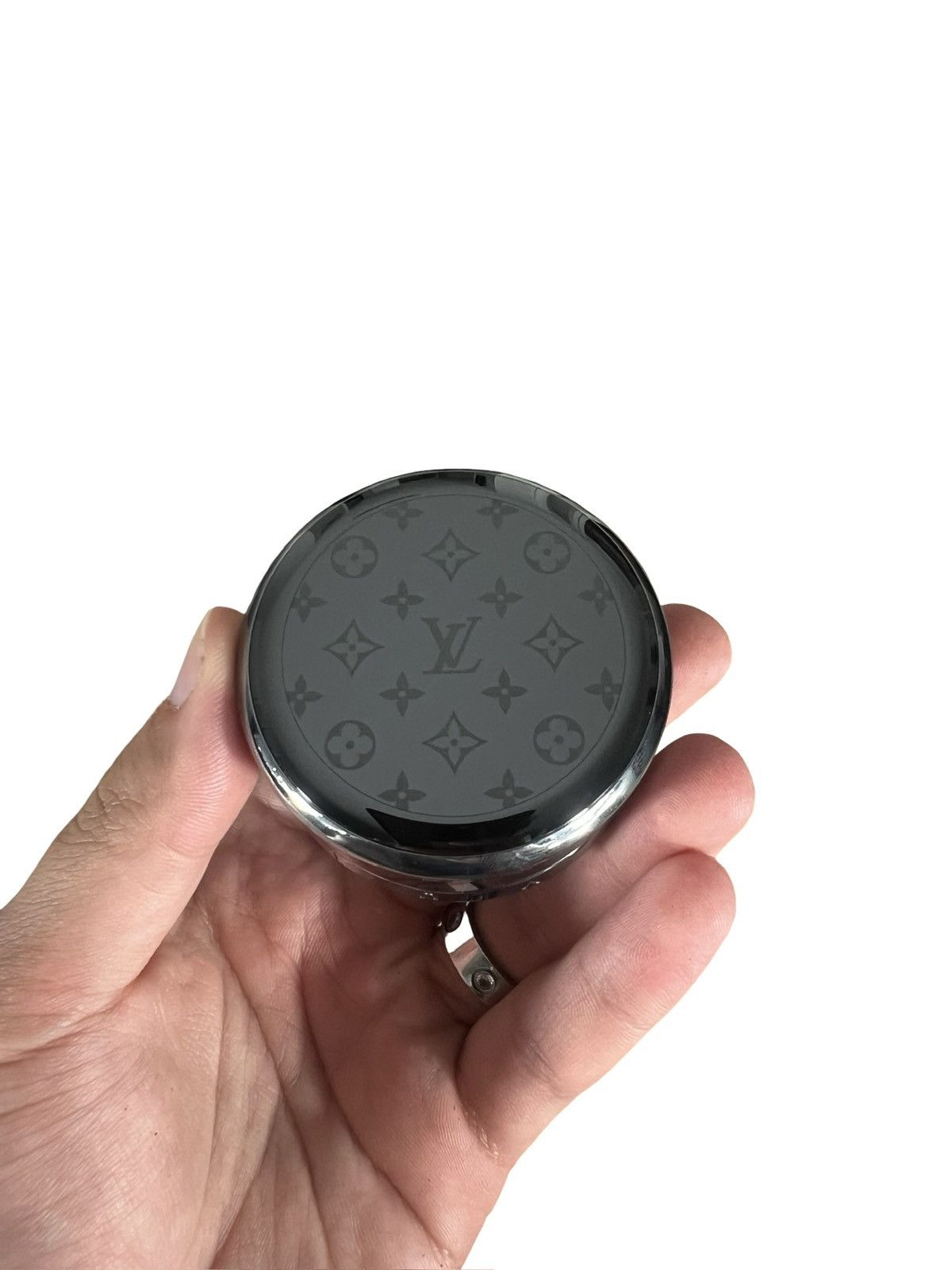 Louis Vuitton Louis Vuitton Wireless Earbuds w/ Monogram Case – Navy Size ONE SIZE - 7 Thumbnail