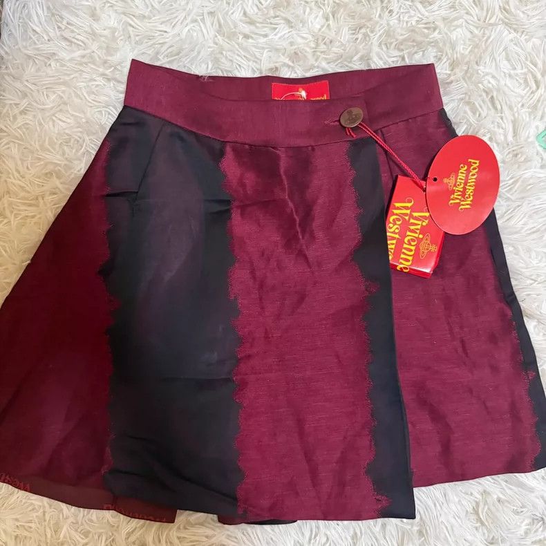 Vivienne Westwood Vivienne Westwood Red and black short skirts and trousers Size 25" / US 0 / IT 36 - 1 Thumbnail