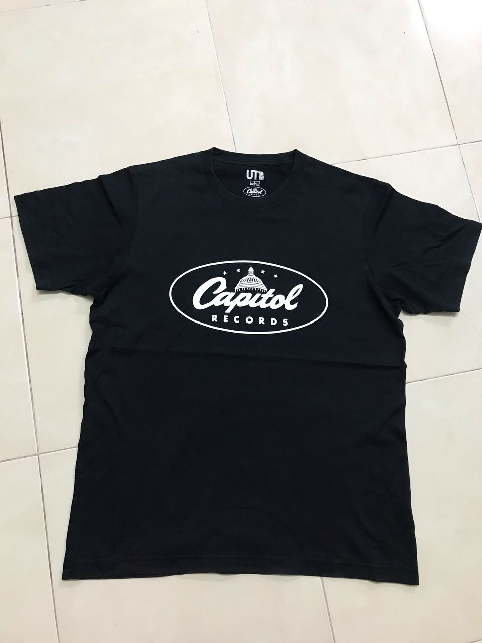 Band Tees UNIQLO x CAPITAL RECORD TEE Size US M / EU 48-50 / 2 - 1 Thumbnail