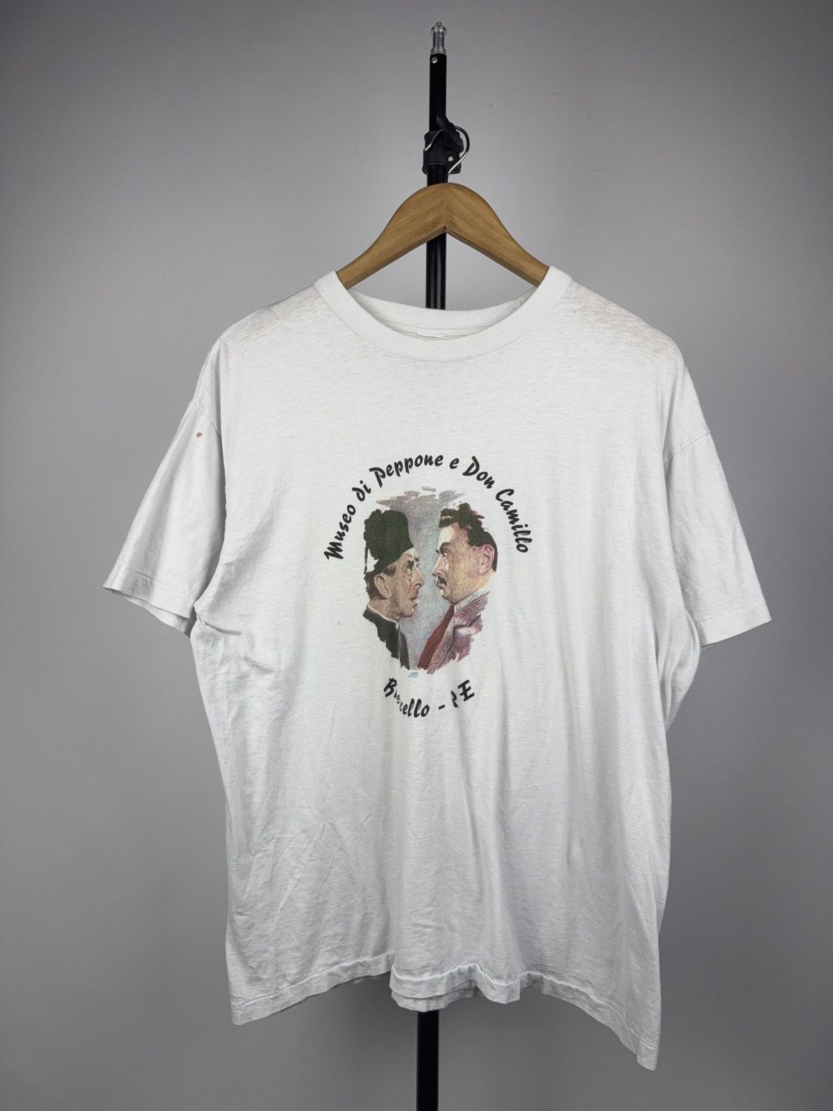 Vintage 80s Vntg Italian Movie Tee Don Camillo & Peppone Brescello Size US M / EU 48-50 / 2 - 1 Thumbnail