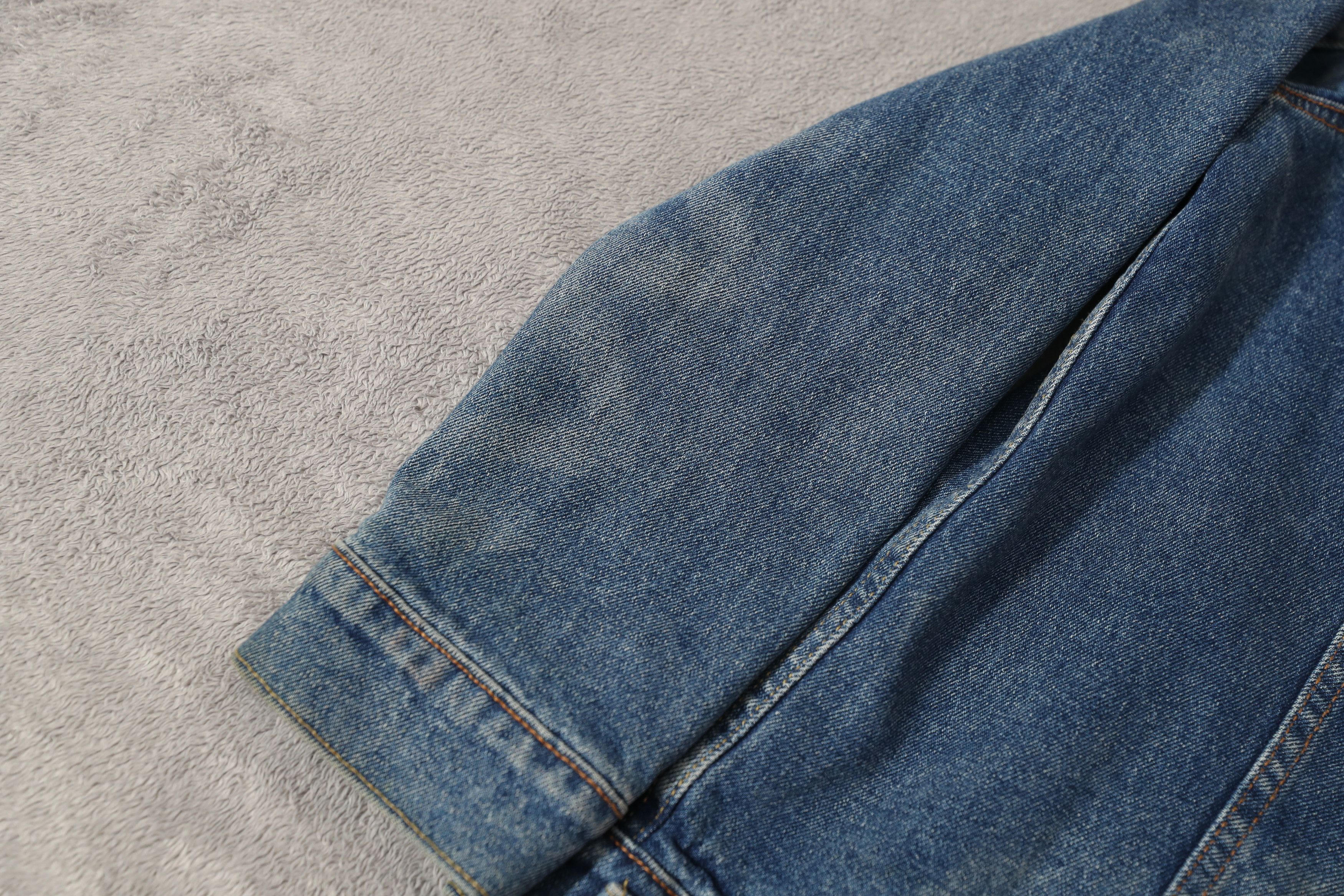 Levi's Levis Trucker Denim Jacket (L) Size US L / EU 52-54 / 3 - 12 Thumbnail