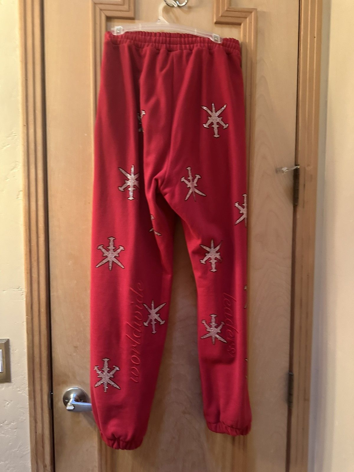 Unknown London Unknown London Red Dagger Rhinestone Sweatpants Size US 32 / EU 48 - 2 Thumbnail