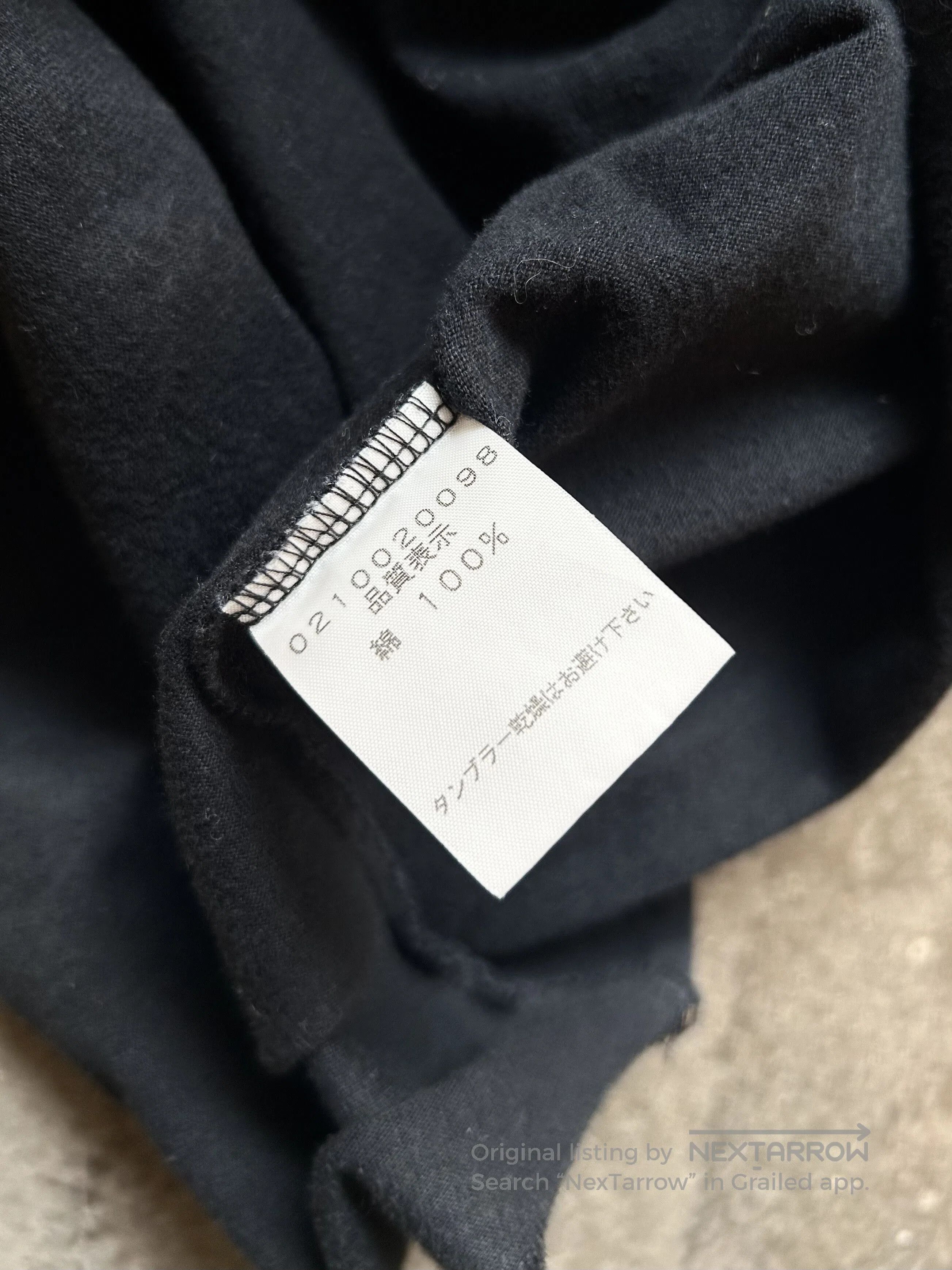 Other black long sleeve graphic top. Size US M / EU 48-50 / 2 - 6 Thumbnail