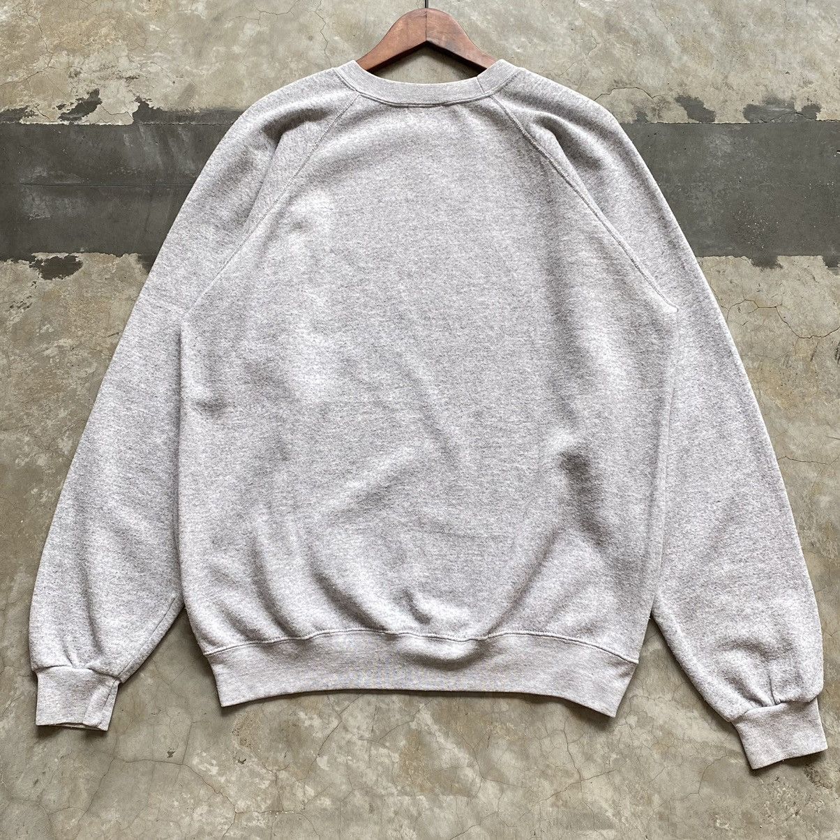 Vintage Vintage 90s Johnson’s Baby Oil Aka Didi Baby Oil Crewneck Size US L / EU 52-54 / 3 - 5 Thumbnail