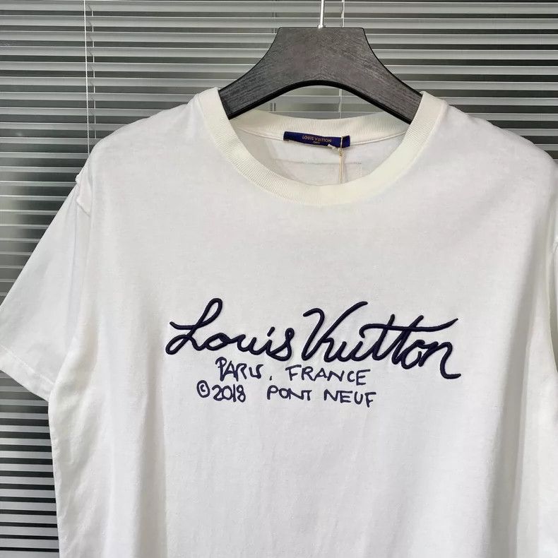 Louis Vuitton LOUIS VUITTON Cursive embroidered logo short sleeves 2504-N Size US XL / EU 56 / 4 - 5 Thumbnail