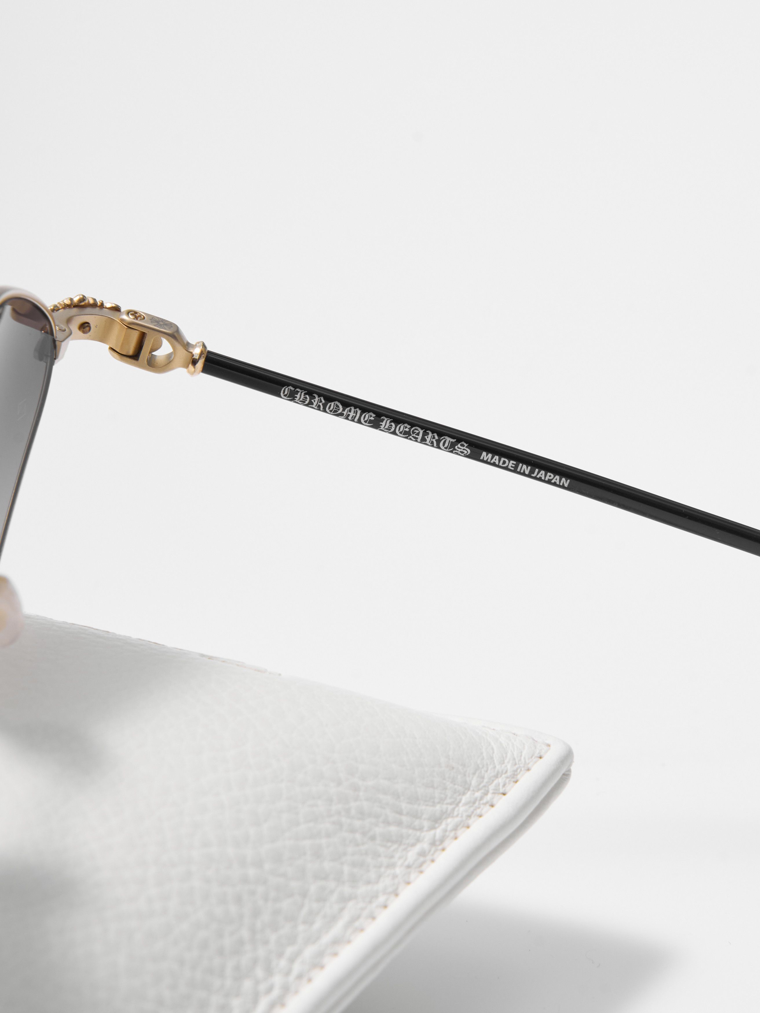 Chrome Hearts CHROME HEARTS DIAMOND DOG SUNGLASSES Size ONE SIZE - 7 Thumbnail