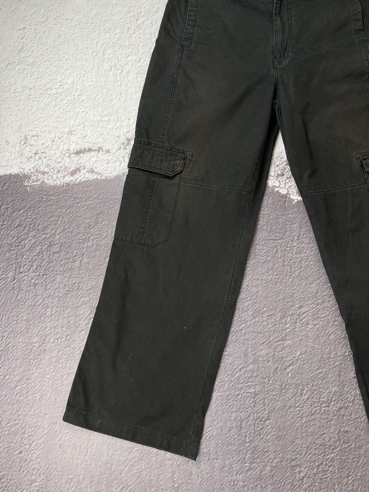 Guess × Vintage Guess USA vintage black faded utility cargo wide pants Size US 36 / EU 52 - 5 Thumbnail