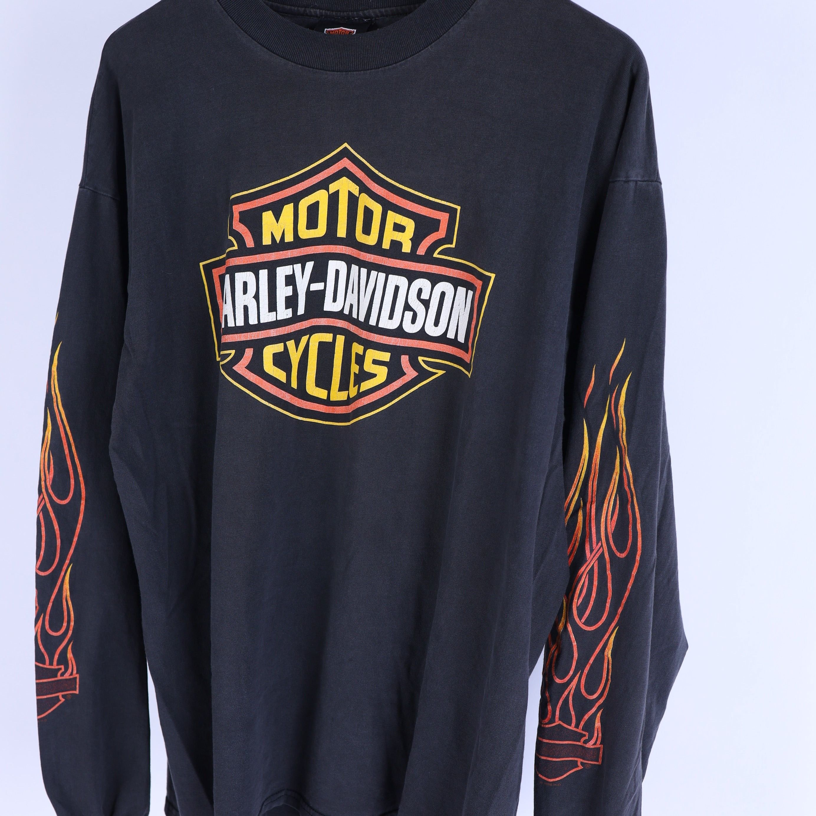 Vintage VINTAGE HARLEY DAVIDSON EMBLEM FLAME LONG SLEEVE T-SHIRT Size US XL / EU 56 / 4 - 3 Thumbnail