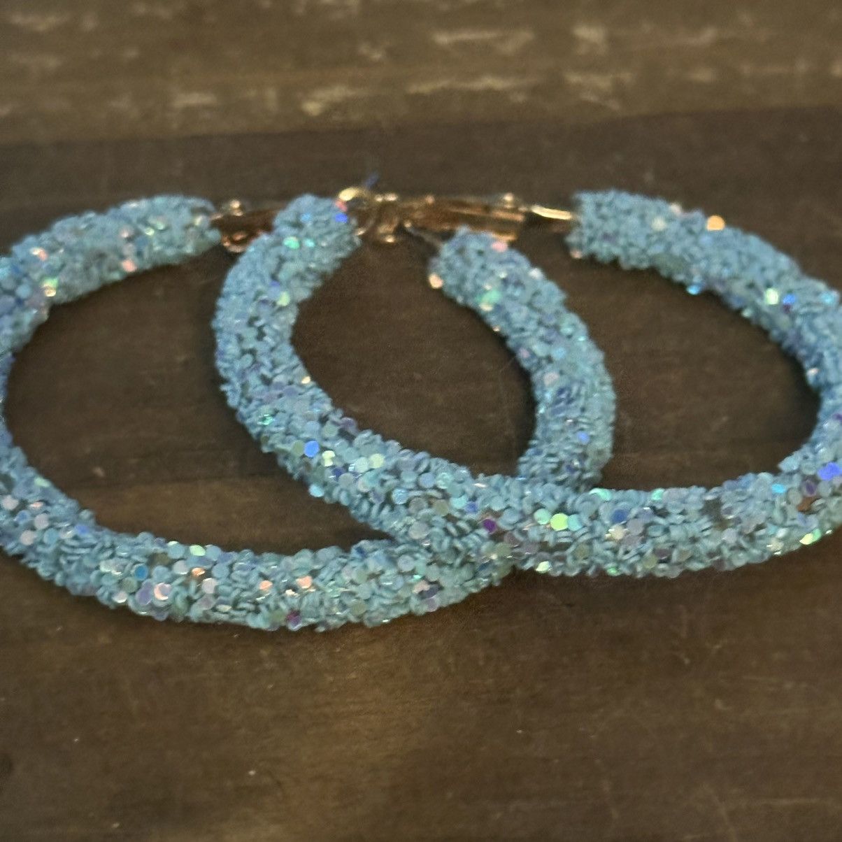 Other Light blue sparkly glitter hoop earrings Size ONE SIZE - 2 Thumbnail