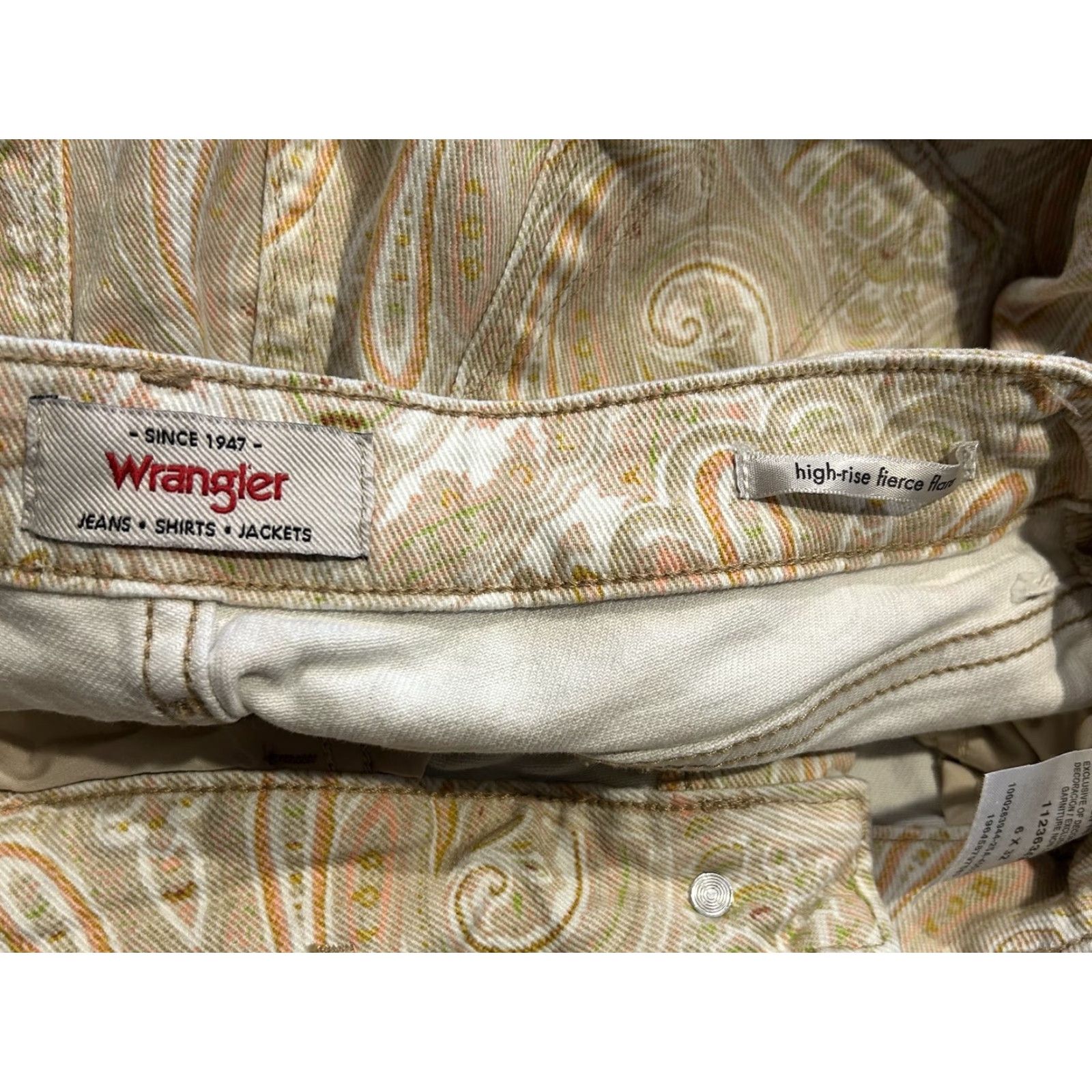 Wrangler Wrangler Jeans Flare High Waisted Stretch Multicolor 28in Waist 32in Inseam Womens Size 6 Retro Cowboy Southwestern T-135 Size 28" / US 6 / IT 42 - 5 Thumbnail