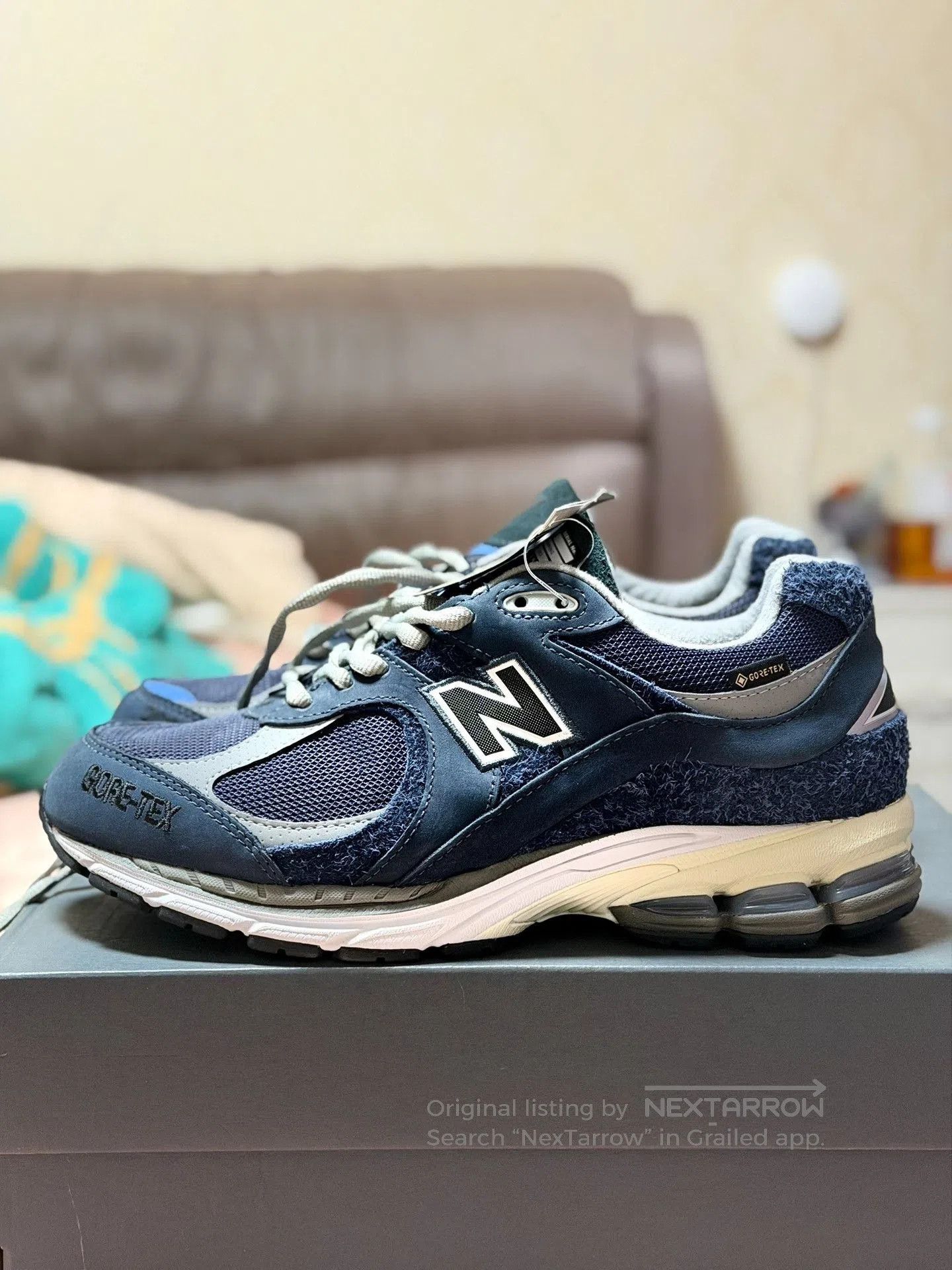 New Balance N.HOOLYWOOD x INVINCIBLE x New Balance 2002R. Size US 9 / EU 42 - 1 Thumbnail
