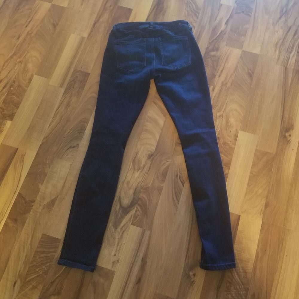 Designer cabi Distressed Skinny Jean's Size 0 Size 25" / US 0 / IT 36 - 3 Thumbnail