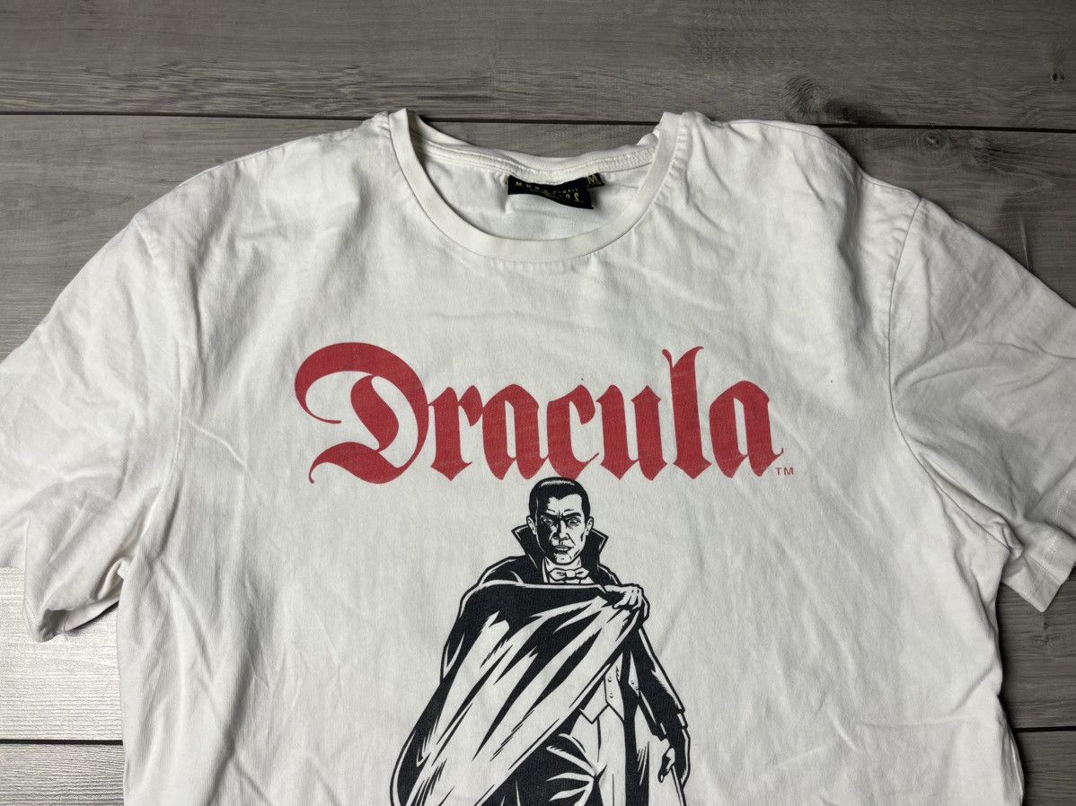 Universal Studios Criminal Damage Universal Studios Dracula Tshirt Size US M / EU 48-50 / 2 - 3 Thumbnail