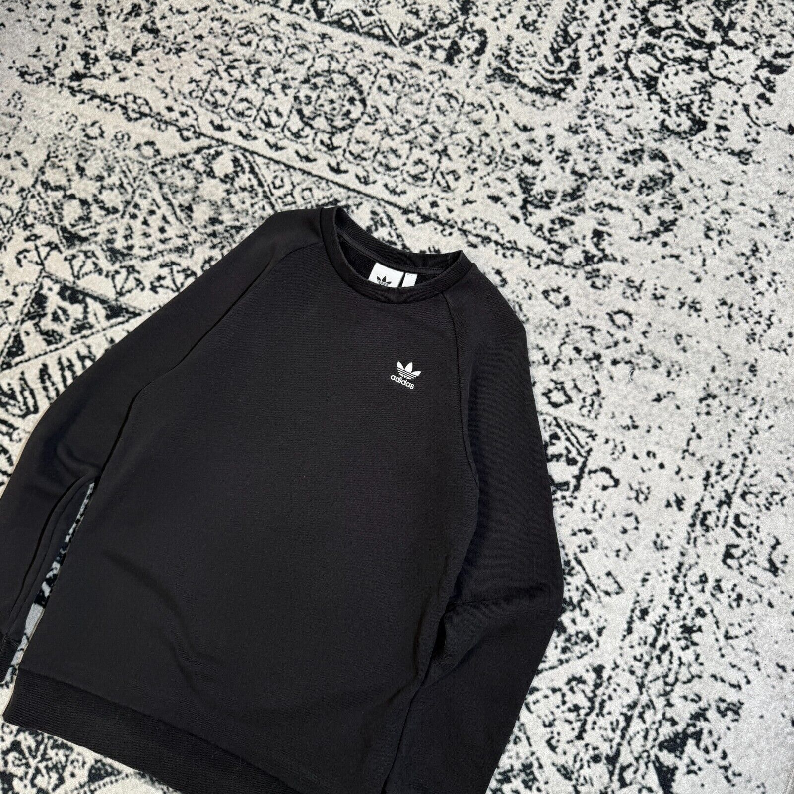 Adidas Vintage Adidas Unisex Black Cotton Crewneck Size S Y2K 90s Size US S / EU 44-46 / 1 - 2 Thumbnail