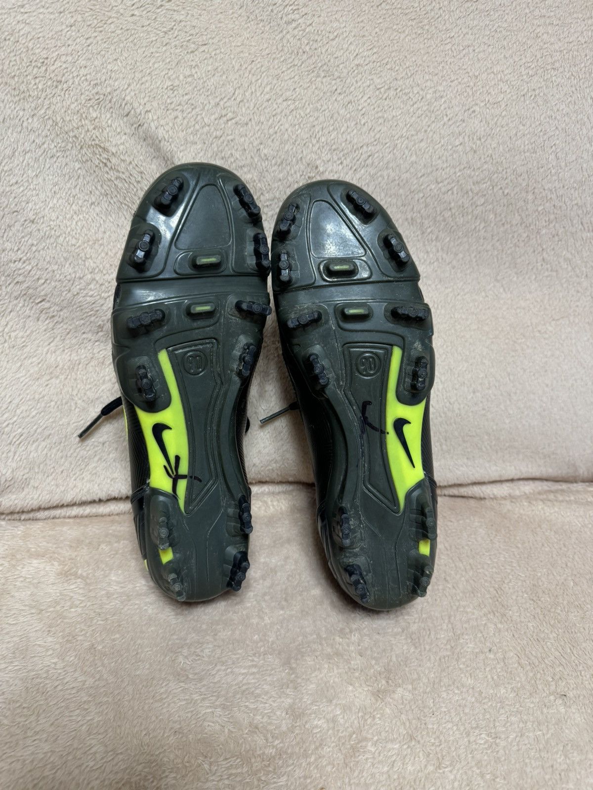 Nike × Vintage 2008 Nike Total 90 Laser II Football Boots Size US 9 / EU 42 - 17 Thumbnail