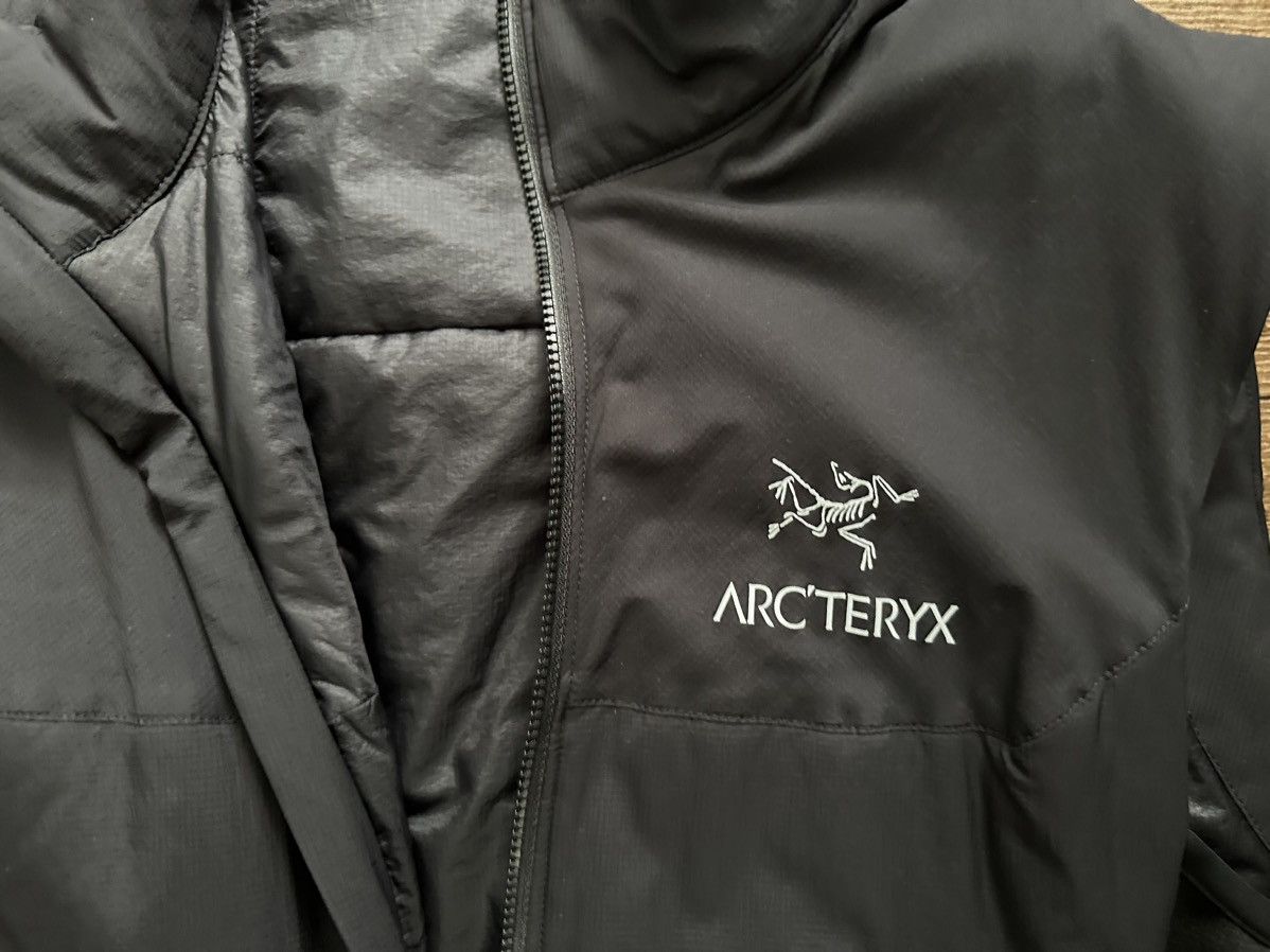 Image of Arcteryx Atom Lt Vest Size Small Black, Men's