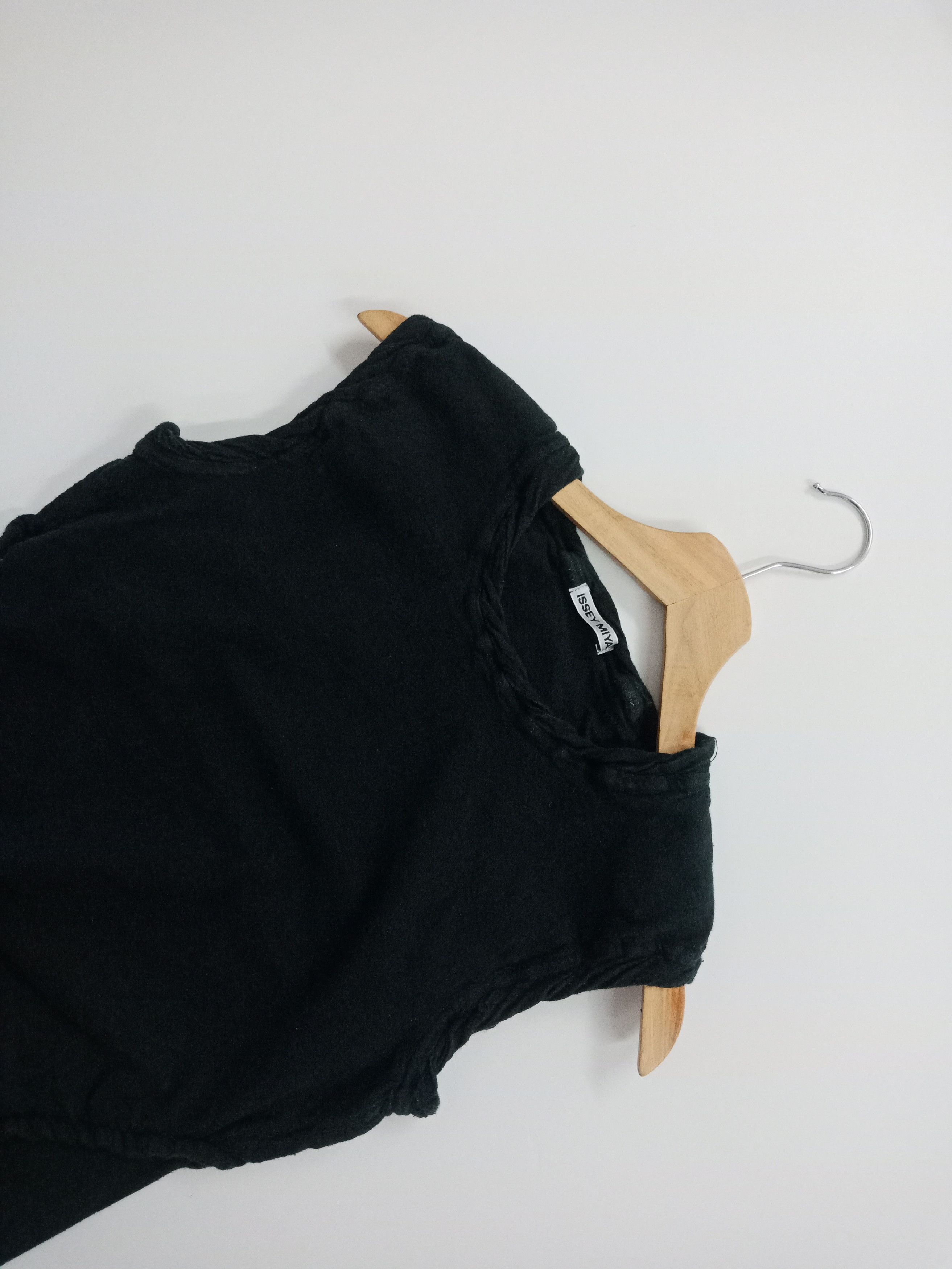 Issey Miyake Issey Miyake Stretchable Avant Garde #B Size US S / EU 44-46 / 1 - 3 Thumbnail