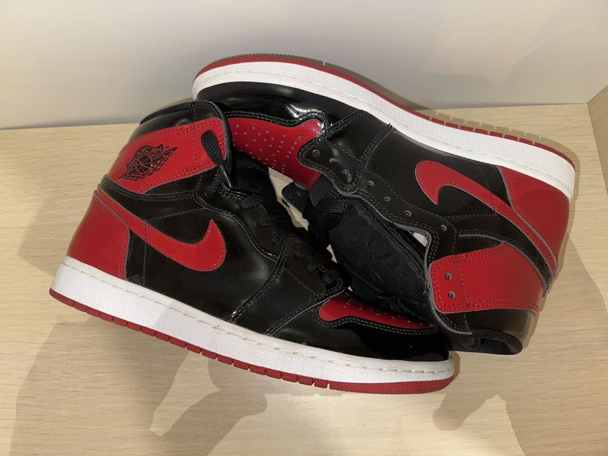 Jordan Brand Jordan 1 Retro Red Size US 9.5 / EU 42-43 - 9 Thumbnail