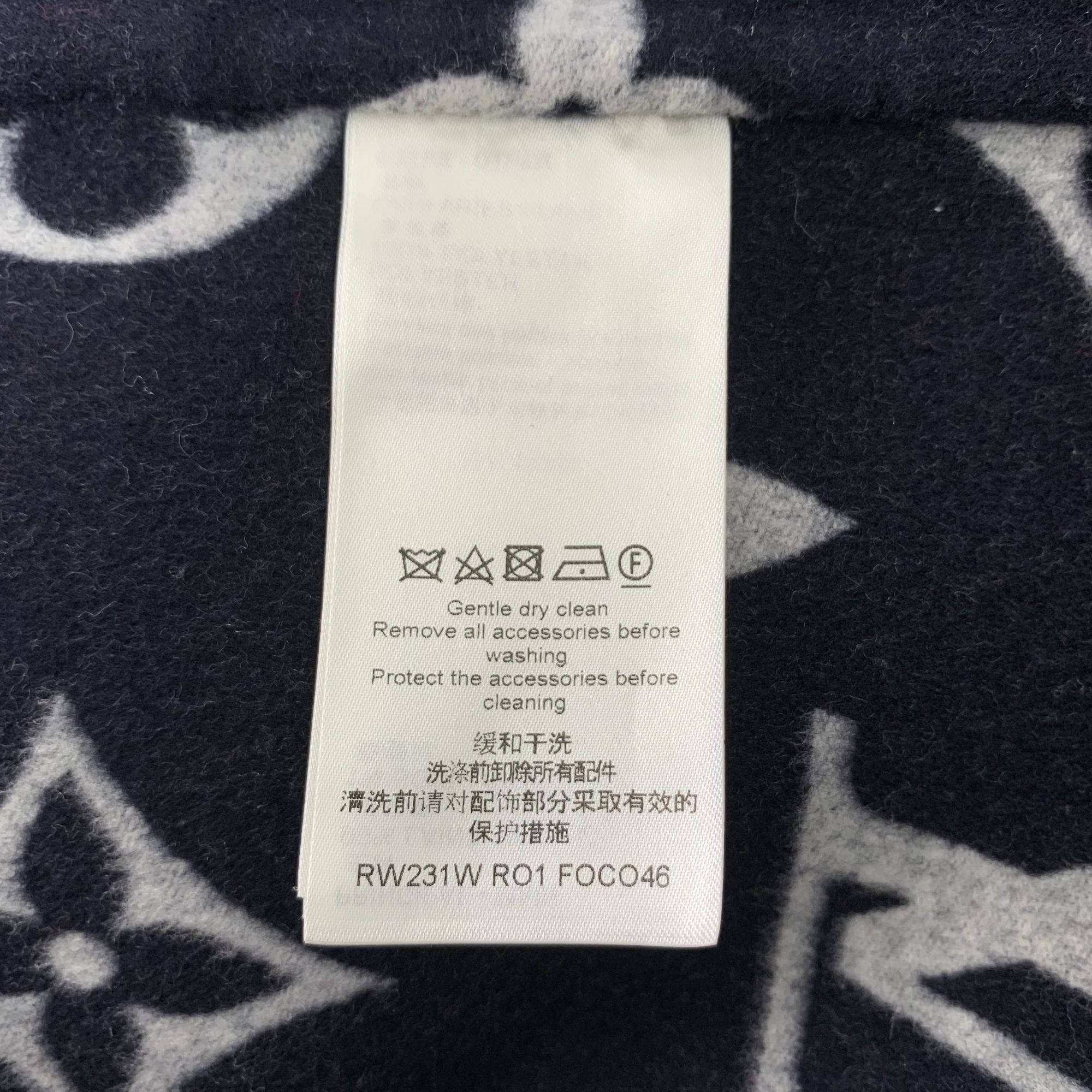 Louis Vuitton Womens Wool & Silk Monogram Belted Coat Size 3
