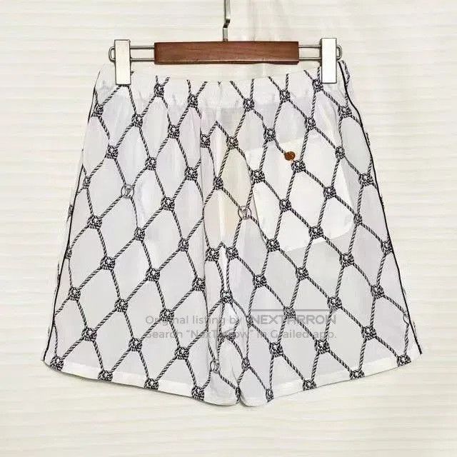 Louis Vuitton Louis Vuitton SS23 Silk Diamond Print Shorts. Size 35" - 2 Thumbnail