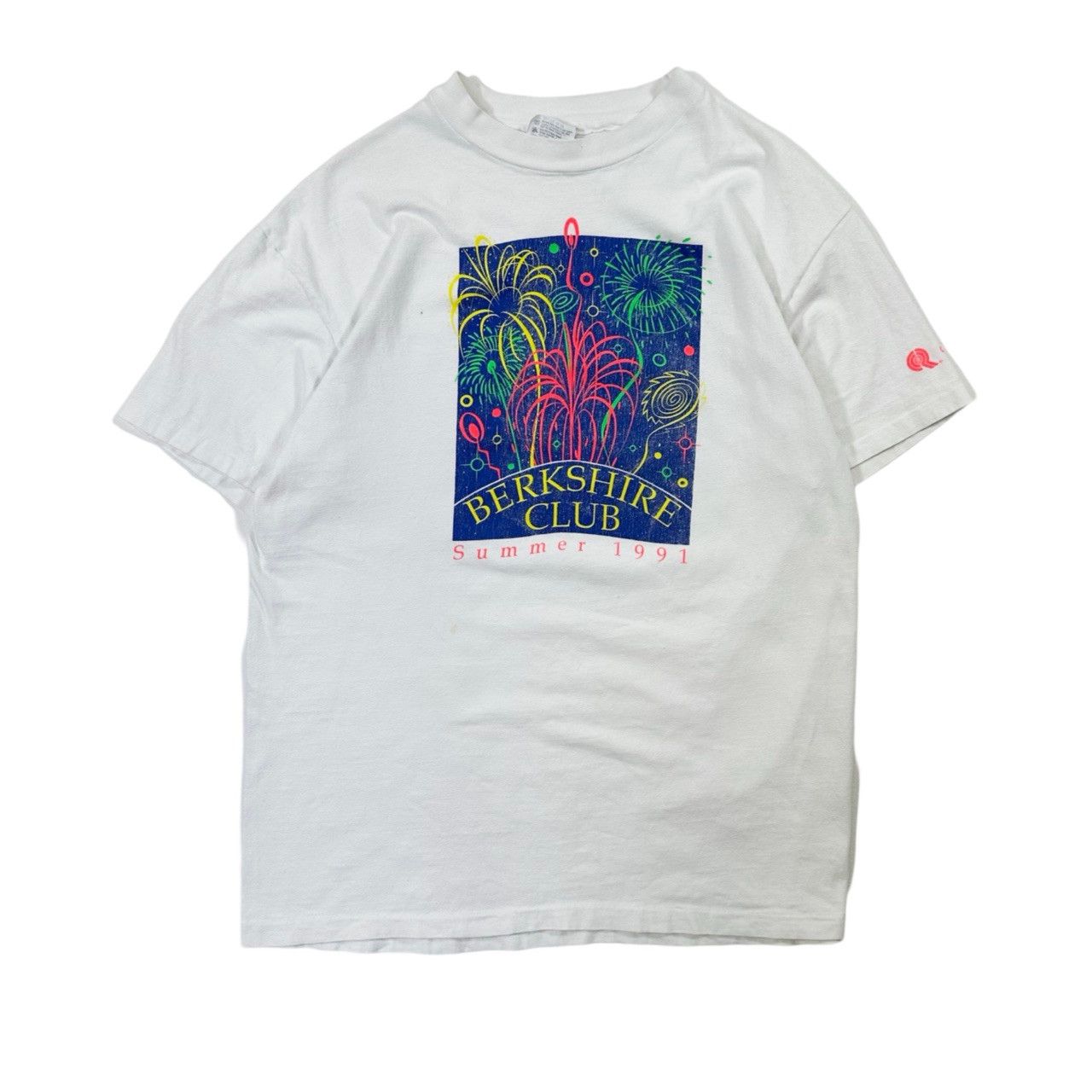 Vintage Vintage 90s Single Stitch Berkshire Club Graphic T Shirt Size US XL / EU 56 / 4 - 1 Thumbnail
