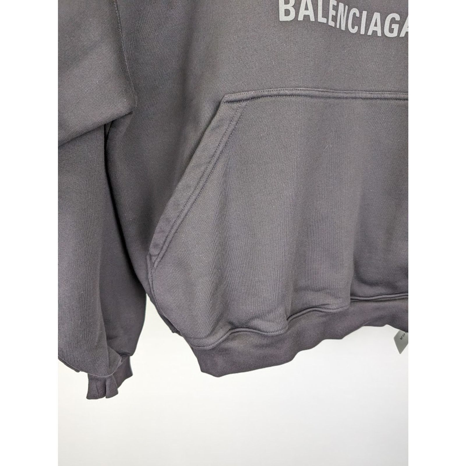 Balenciaga o1rshd1 Q:2 / Large Fit Hoodie in Washed Black Size US L / EU 52-54 / 3 - 7 Thumbnail
