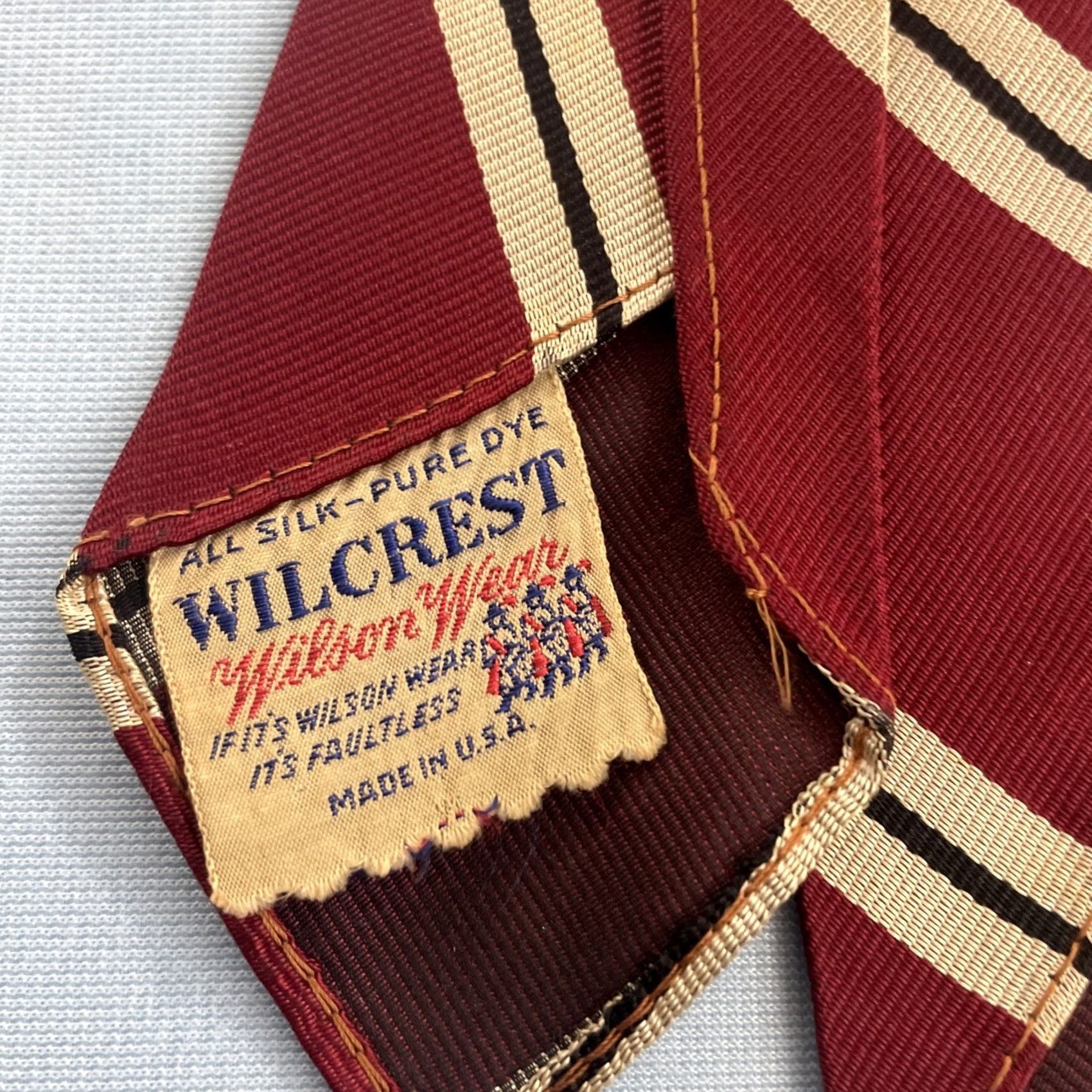 Wilson Vtg Wilson Wear Willcrest Tie Silk USA Red Swing Rockabilly 3x54 30s 40s Necktie Size ONE SIZE - 5 Thumbnail