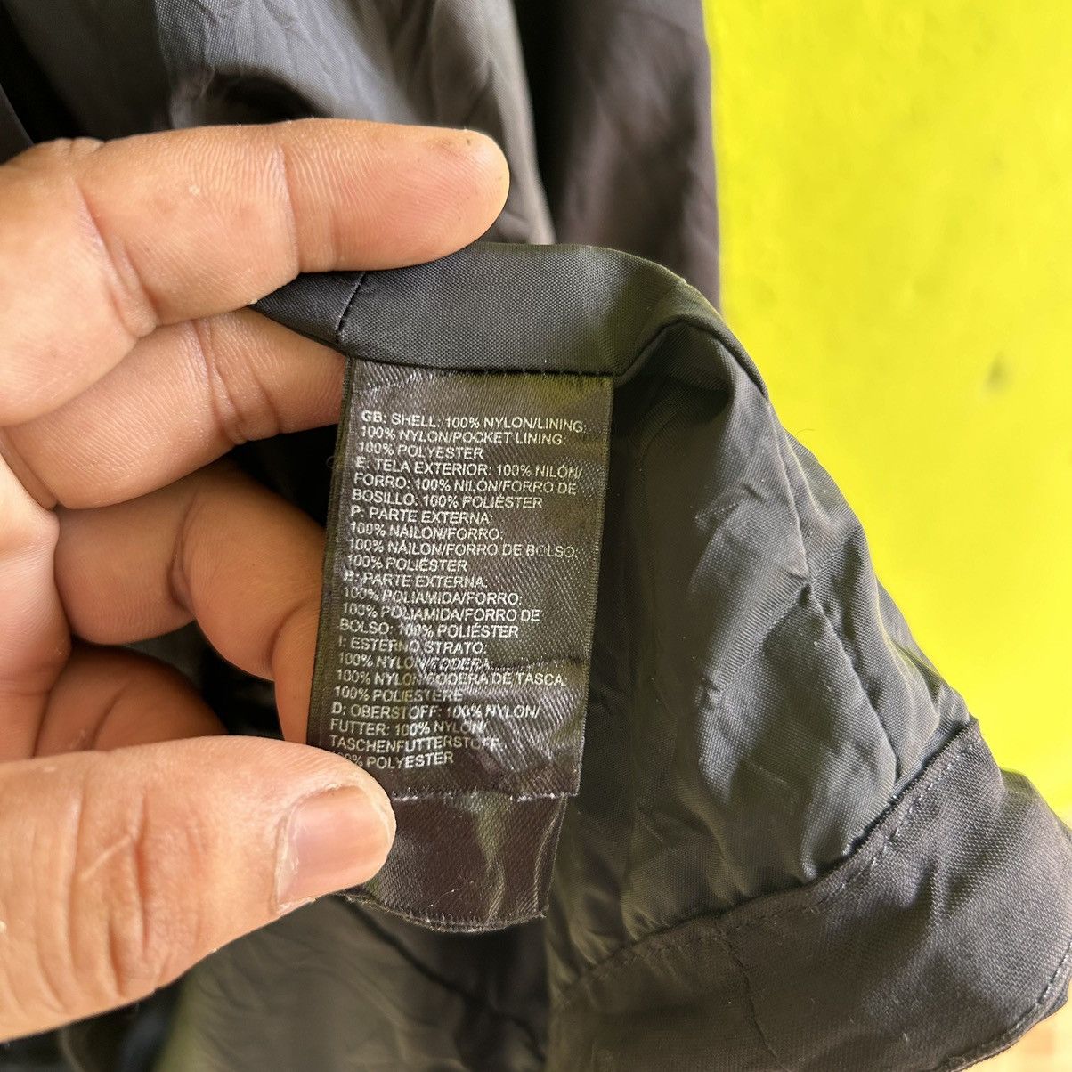 The North Face Vintage The North Face Hyvent Distressed Jacket Size US M / EU 48-50 / 2 - 19 Thumbnail