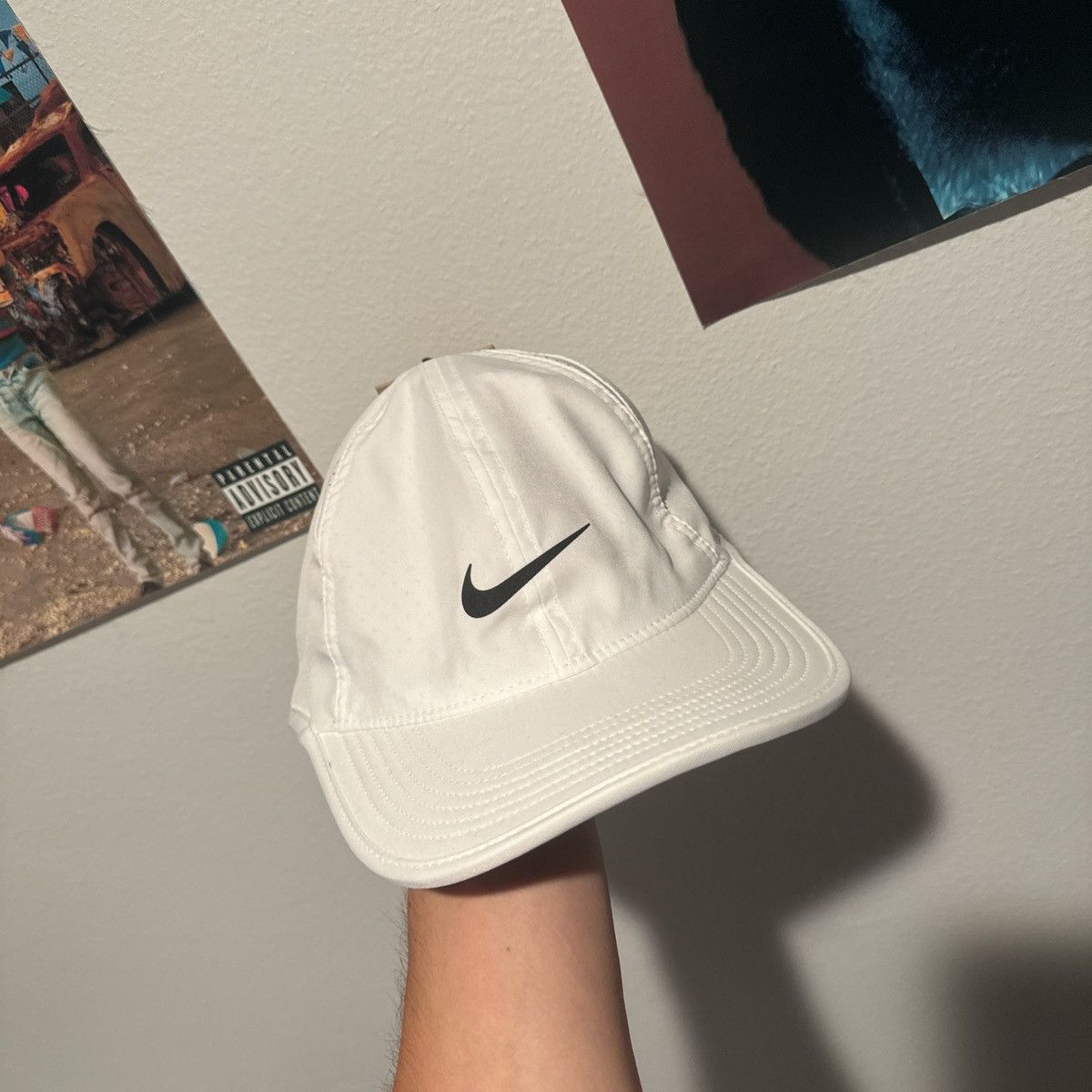 Nike White Nike Training Hat Size ONE SIZE - 1 Thumbnail