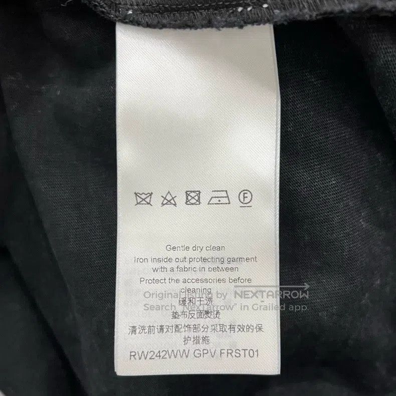Louis Vuitton Louis Vuitton Washed and used monogrammed hooded sweatshir Size US M / EU 48-50 / 2 - 4 Thumbnail