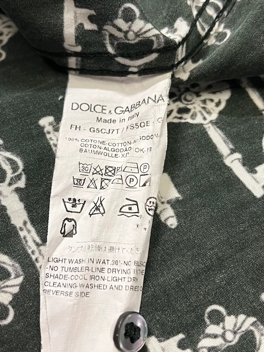 Dolce & Gabbana 20&0s Dolce & Gabbana Medieval Keys Dark Grey Shirt Size US S / EU 44-46 / 1 - 10 Thumbnail