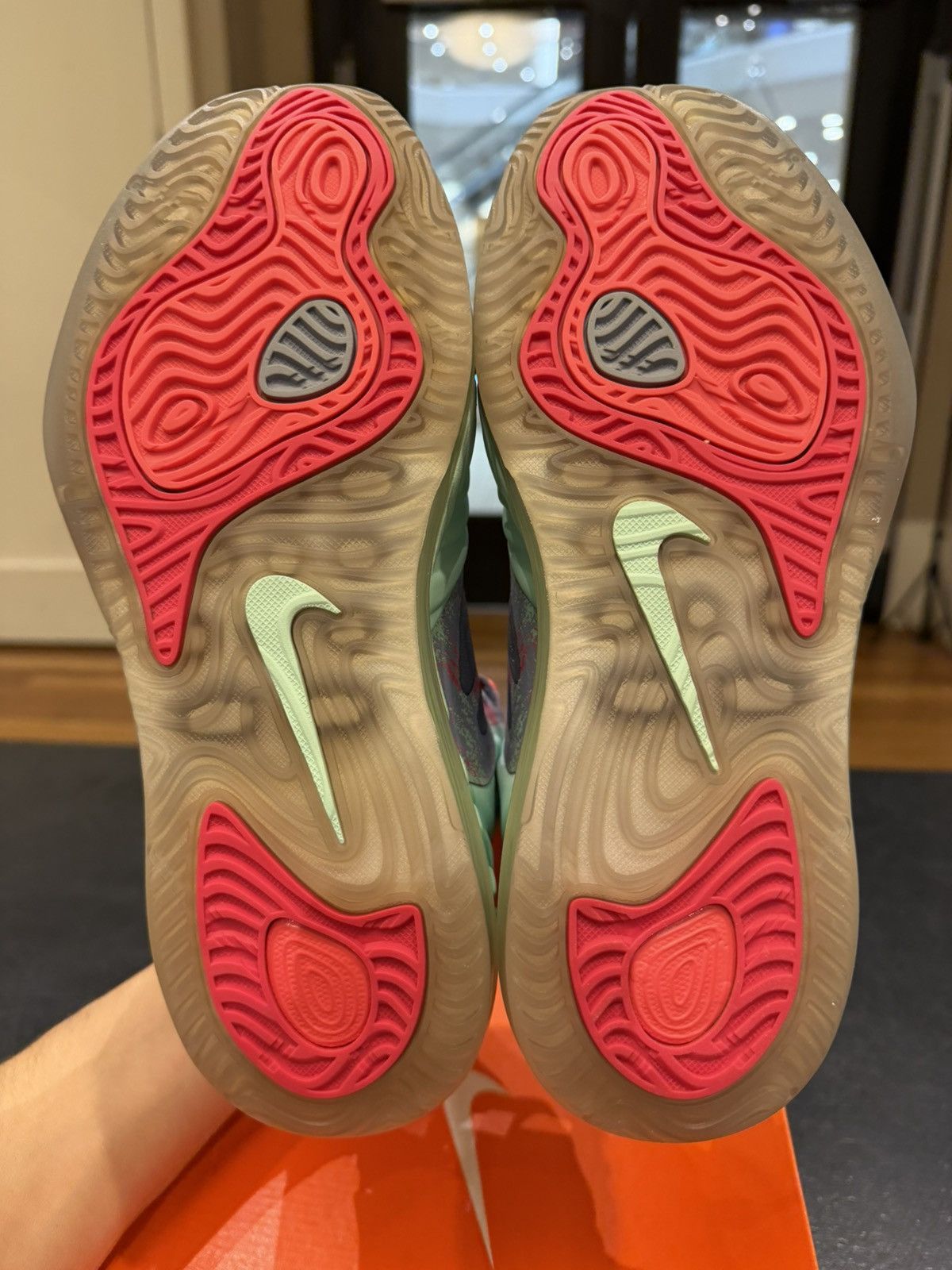 Nike Nike Hyperposite ‘Christmas’ Size US 8.5 / EU 41-42 - 5 Thumbnail