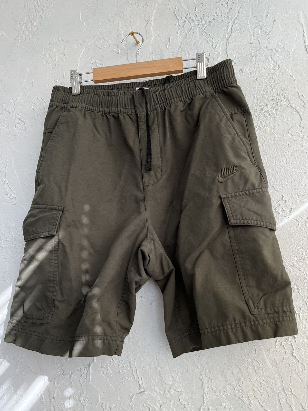 Nike Nylon Utility Cargo Shorts Size US 31 - 2 Thumbnail