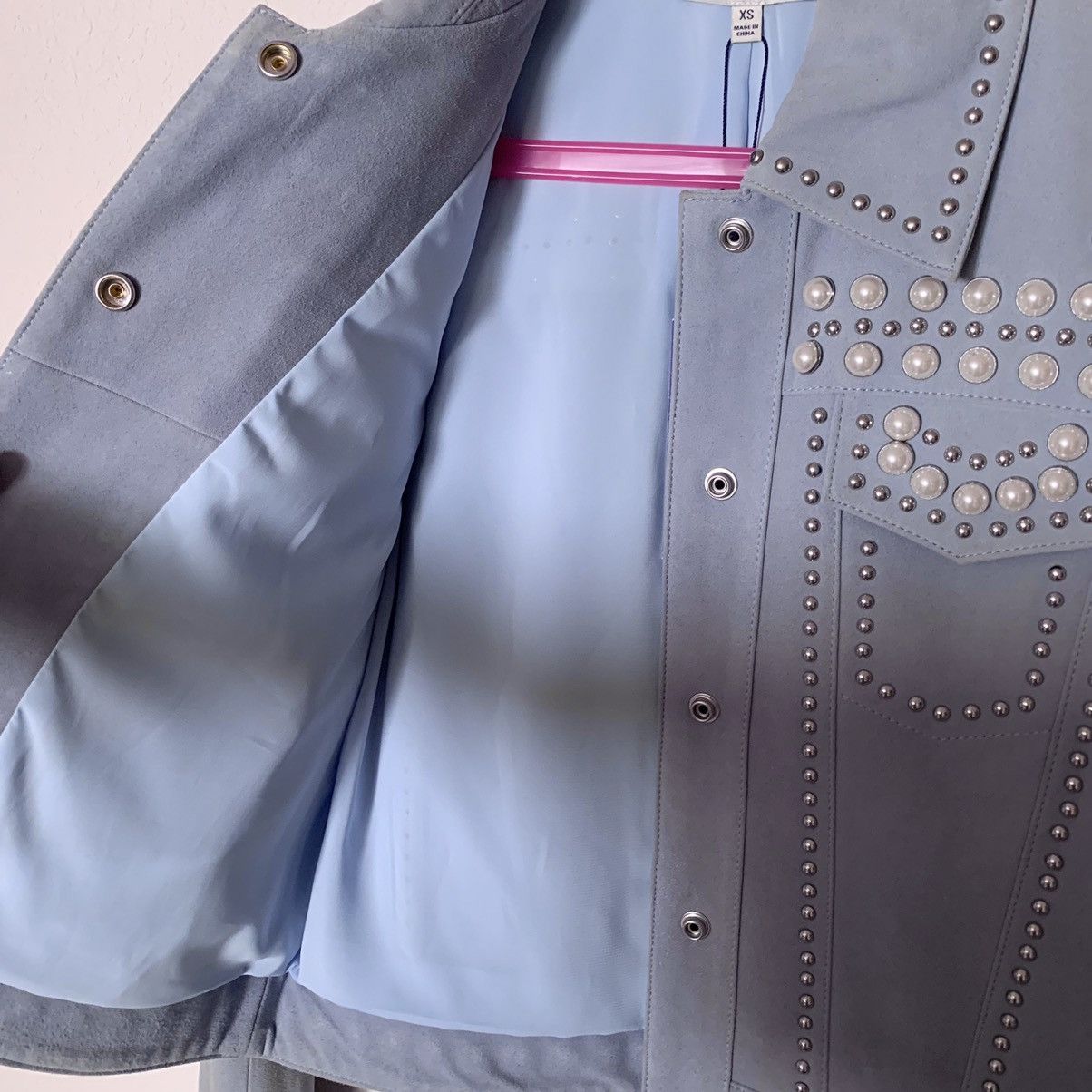 Rebecca Minkoff Periwinkle Pearl studded goat leather trucker jacket Size XS / US 0-2 / IT 36-38 - 12 Thumbnail