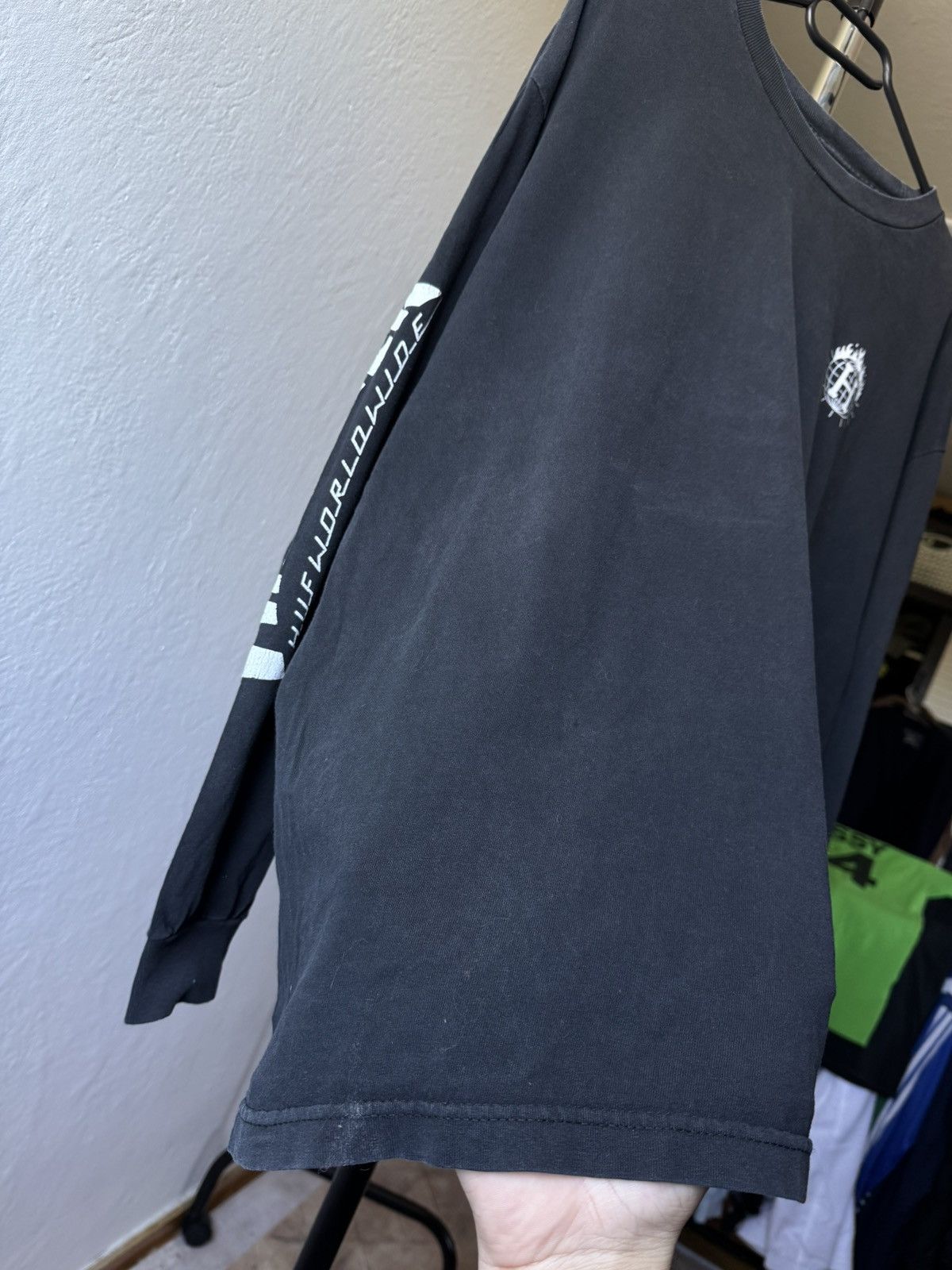 Huf × Thrasher HUF x Thrasher Washed Thrashed Longsleeve Tshirt Skate Size US XL / EU 56 / 4 - 9 Thumbnail
