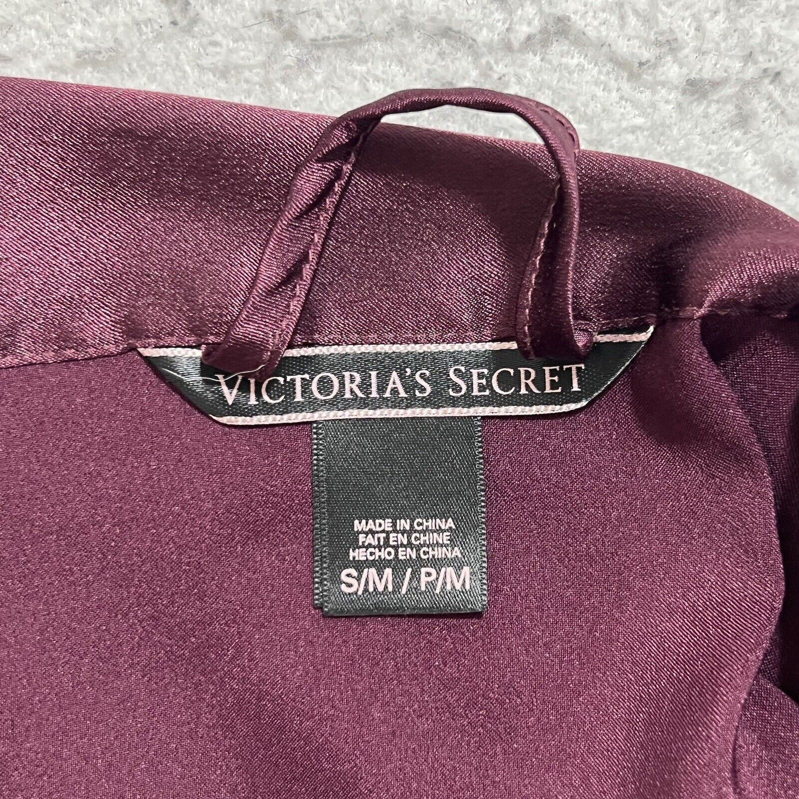 Victoria's Secret Victoria's Secret Silky Satin Sleepwear Lightweight Robe Top Size ONE SIZE - 3 Thumbnail