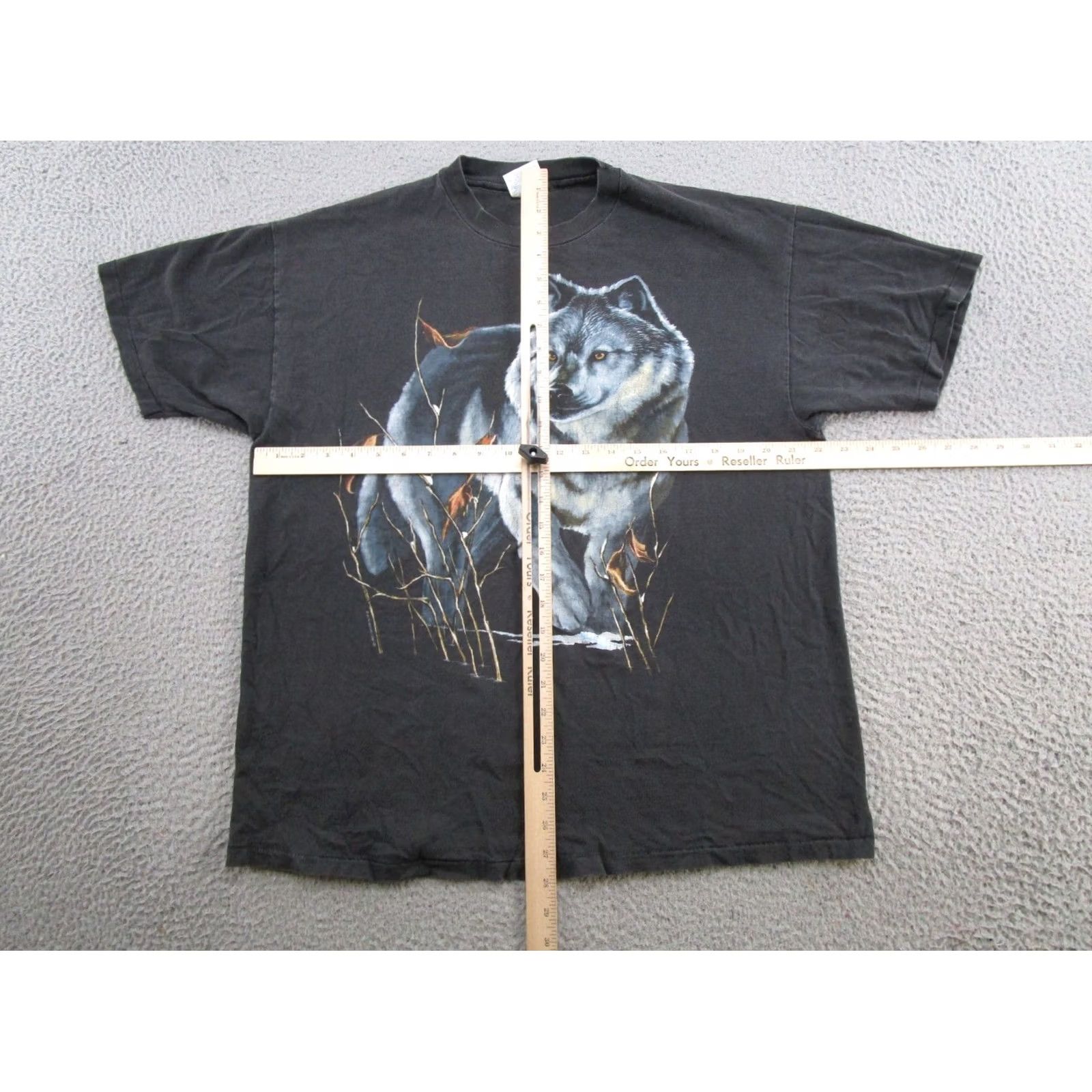 Hanes VINTAGE 90s Wolf Nature Graphic Tee Hanes T-Shirt Mens XL Black Cotton Crew Neck Short Sleeve Shirt Nature 90s Mens Size US XL / EU 56 / 4 - 5 Thumbnail