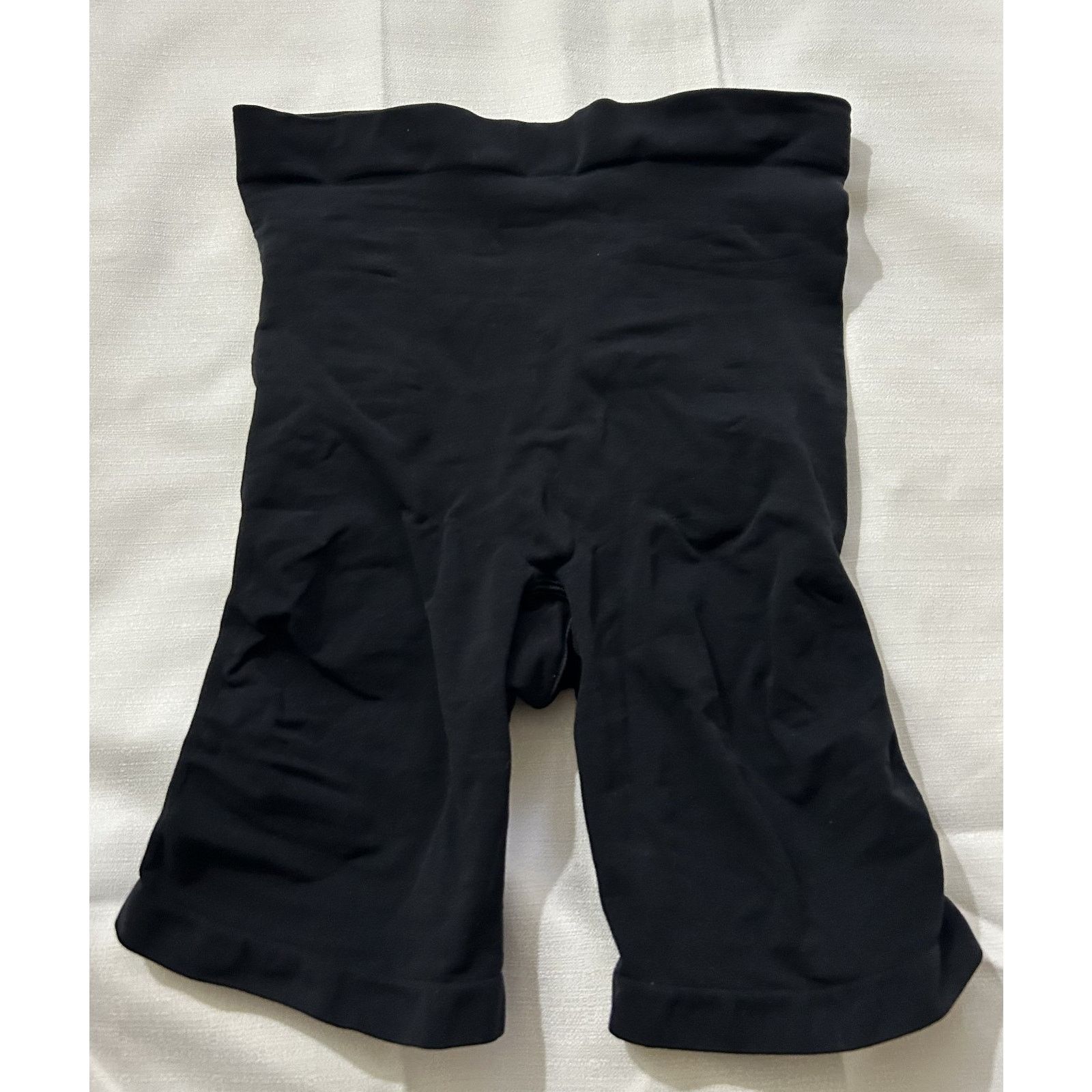 SKIMS NWOT-Women's Skims Seamless Mid-Thigh Shorts-Black Size M Size ONE SIZE - 1 Thumbnail