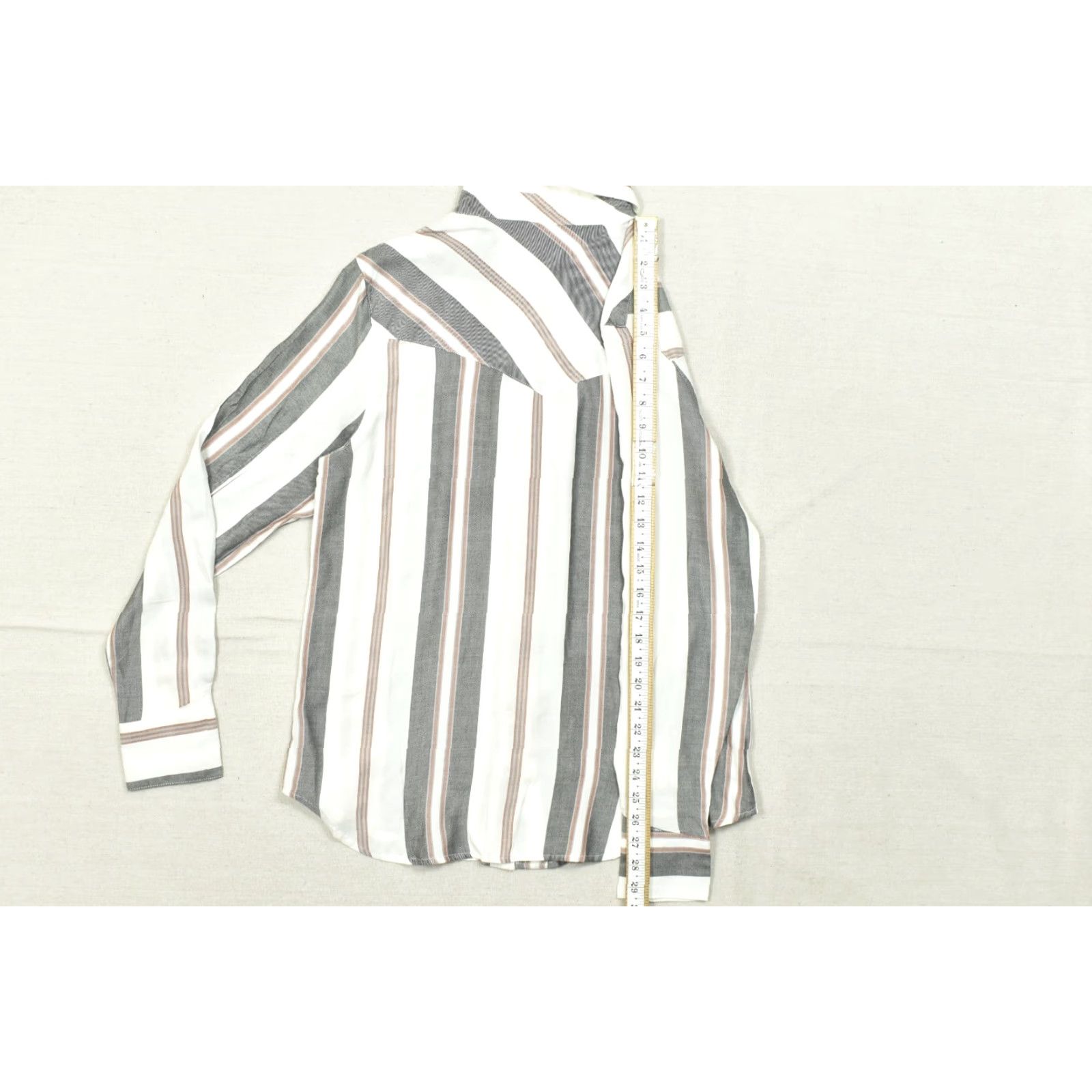Denime VINTAGE Cruel Denim Women's L Striped Western Snap Button Down Rayon Shirt Gray White Size L / US 10 / IT 46 - 4 Thumbnail