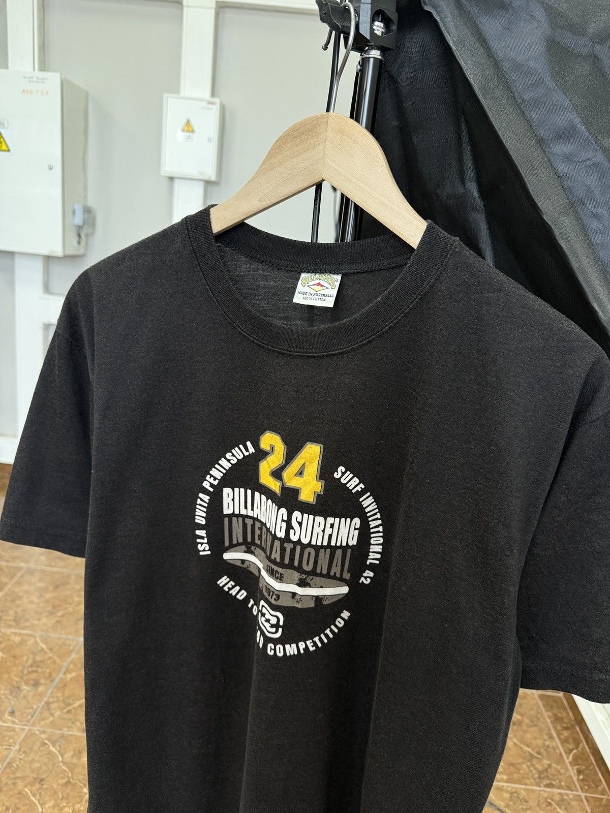Billabong 🇺🇸 Vintage 90s Billabong Surfing International Australia Tee Size US L / EU 52-54 / 3 - 1 Thumbnail