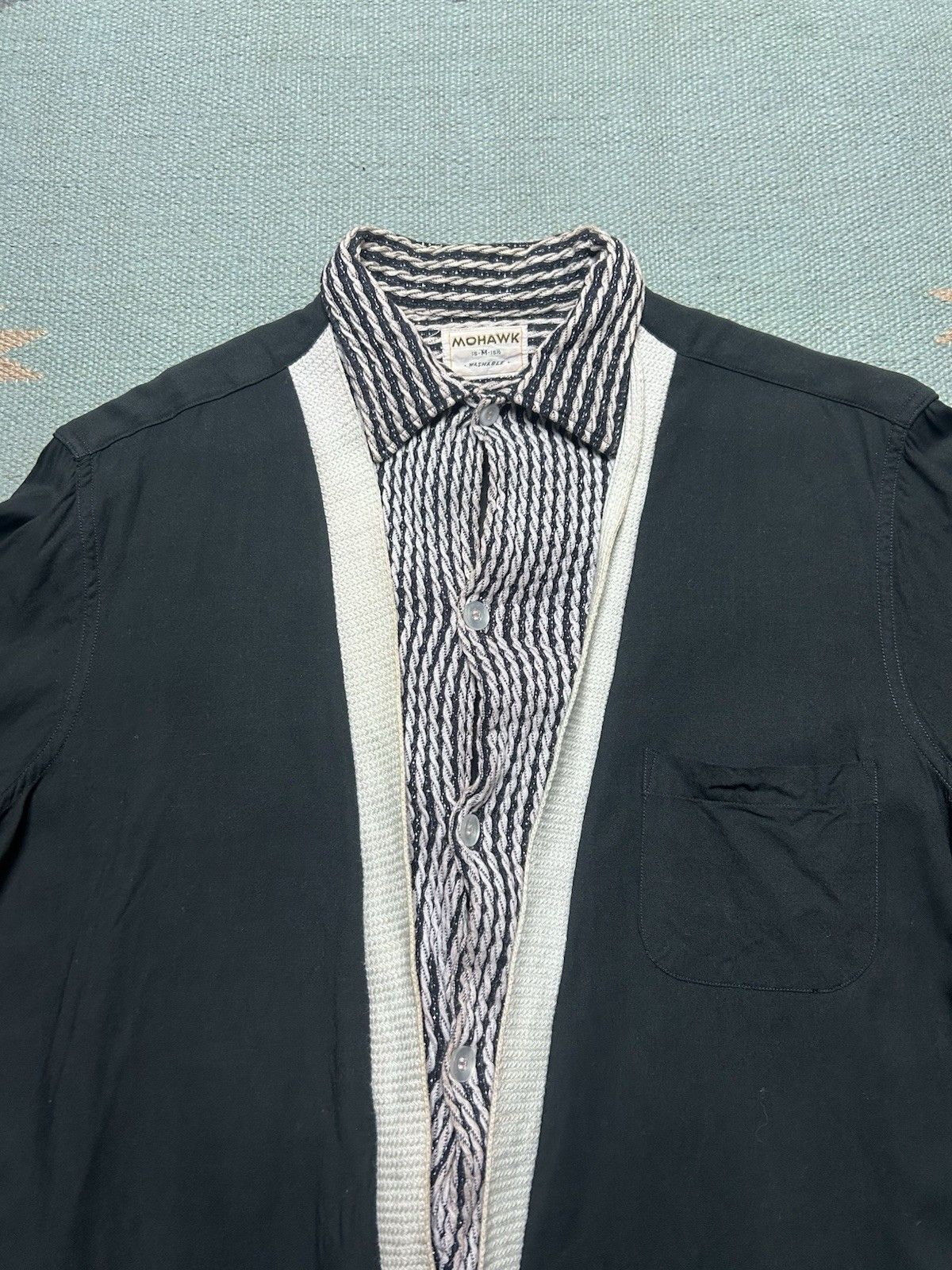 Vintage 1950s button shirt rayon lurex black rockabilly Small/medium Size US M / EU 48-50 / 2 - 3 Thumbnail